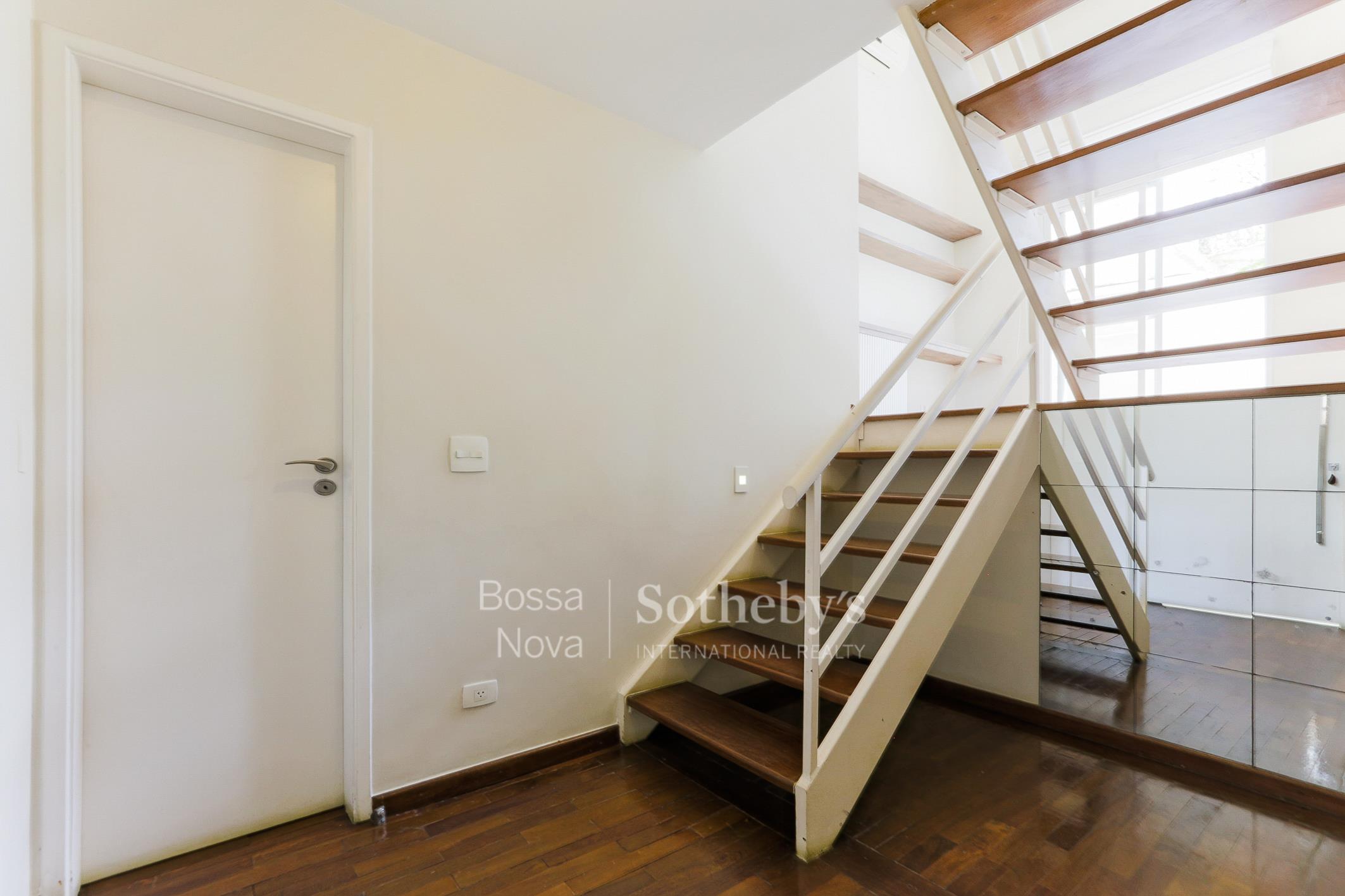 Casa Em Condomínio para venda em Alto de Pinheiros