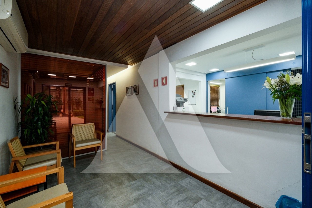 Casa Comercial para venda em Moema