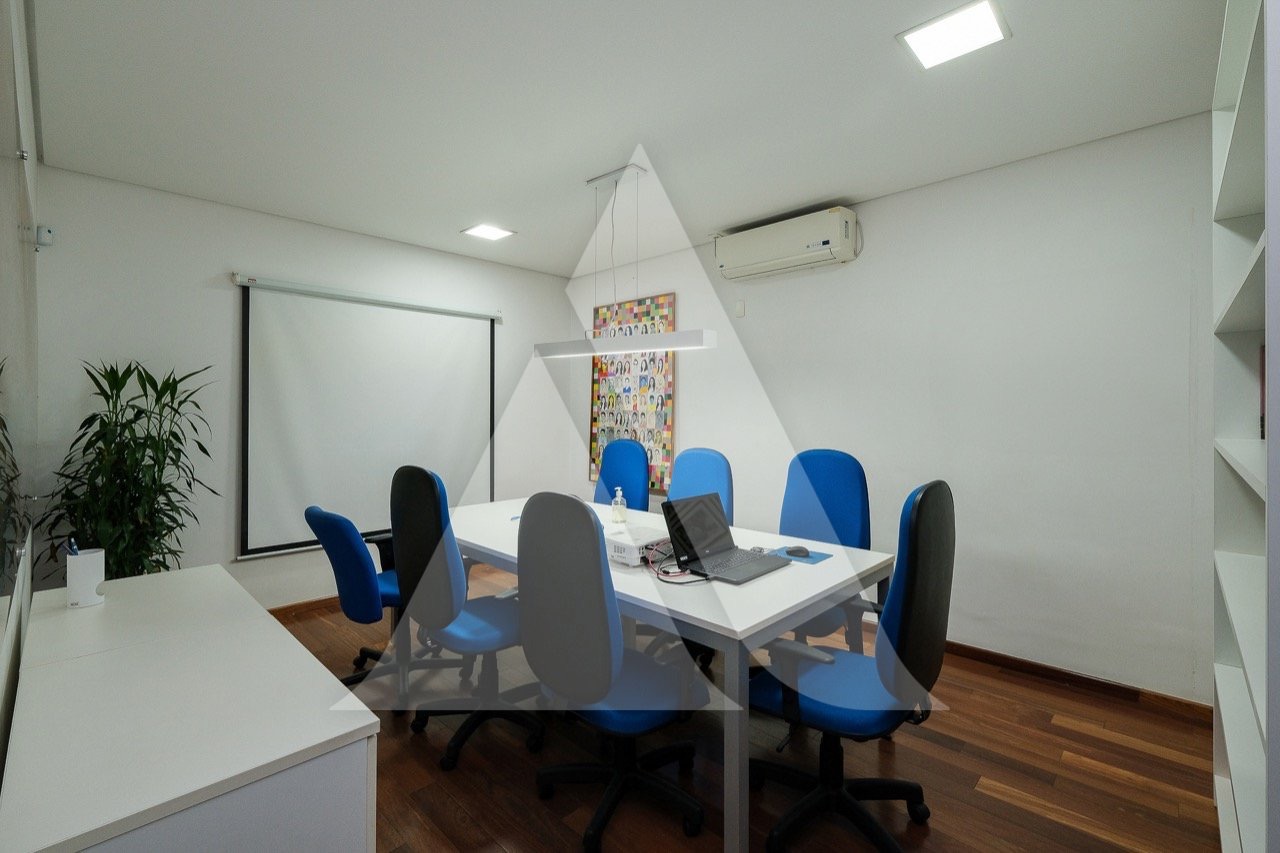 Casa Comercial para venda em Moema