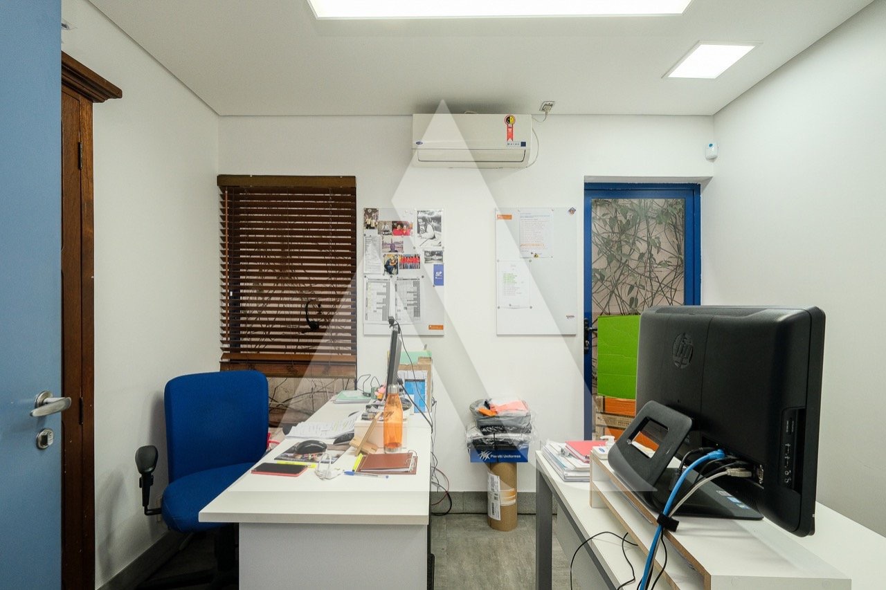 Casa Comercial para venda em Moema