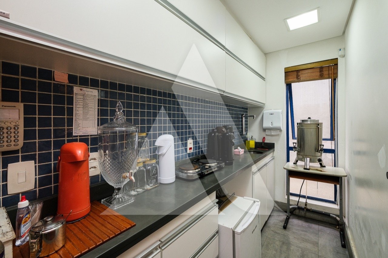 Casa Comercial para venda em Moema