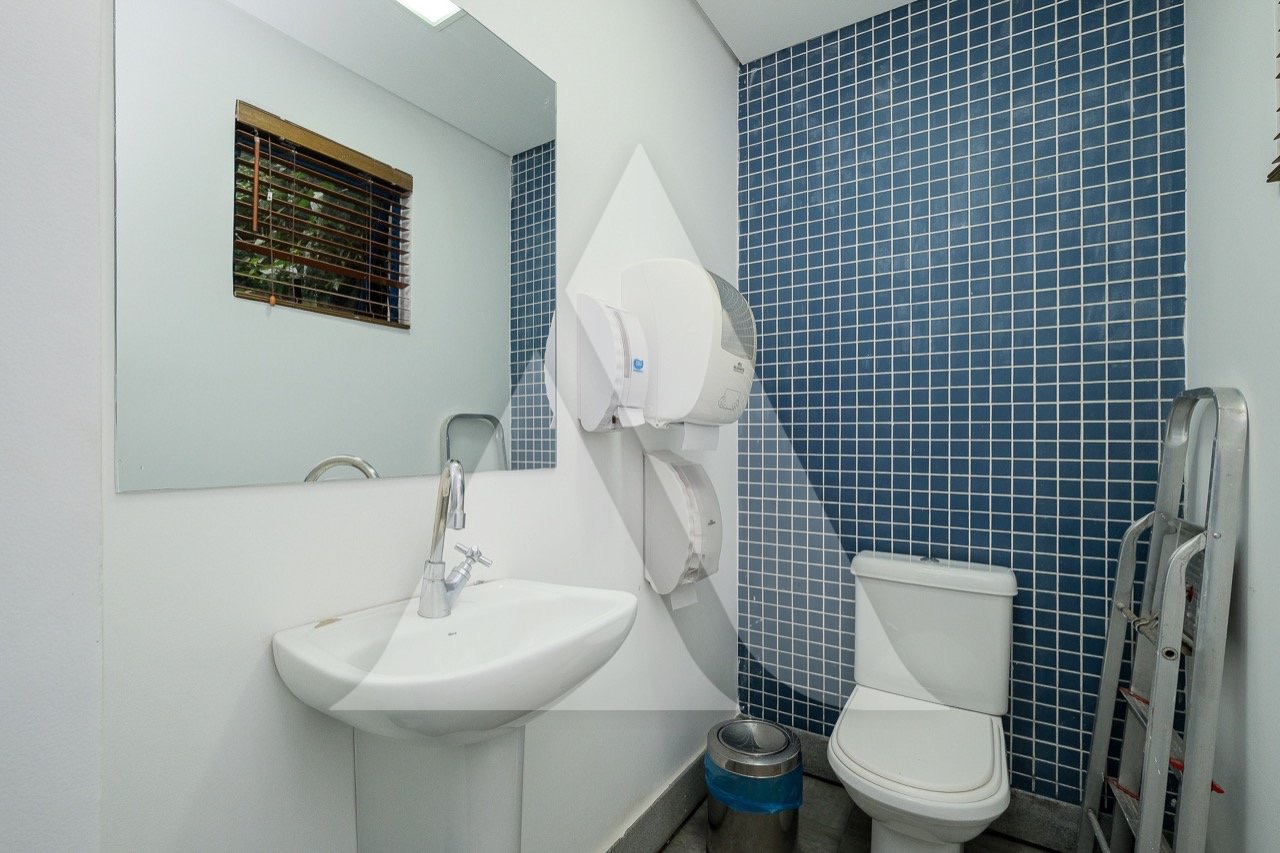 Casa Comercial para venda em Moema