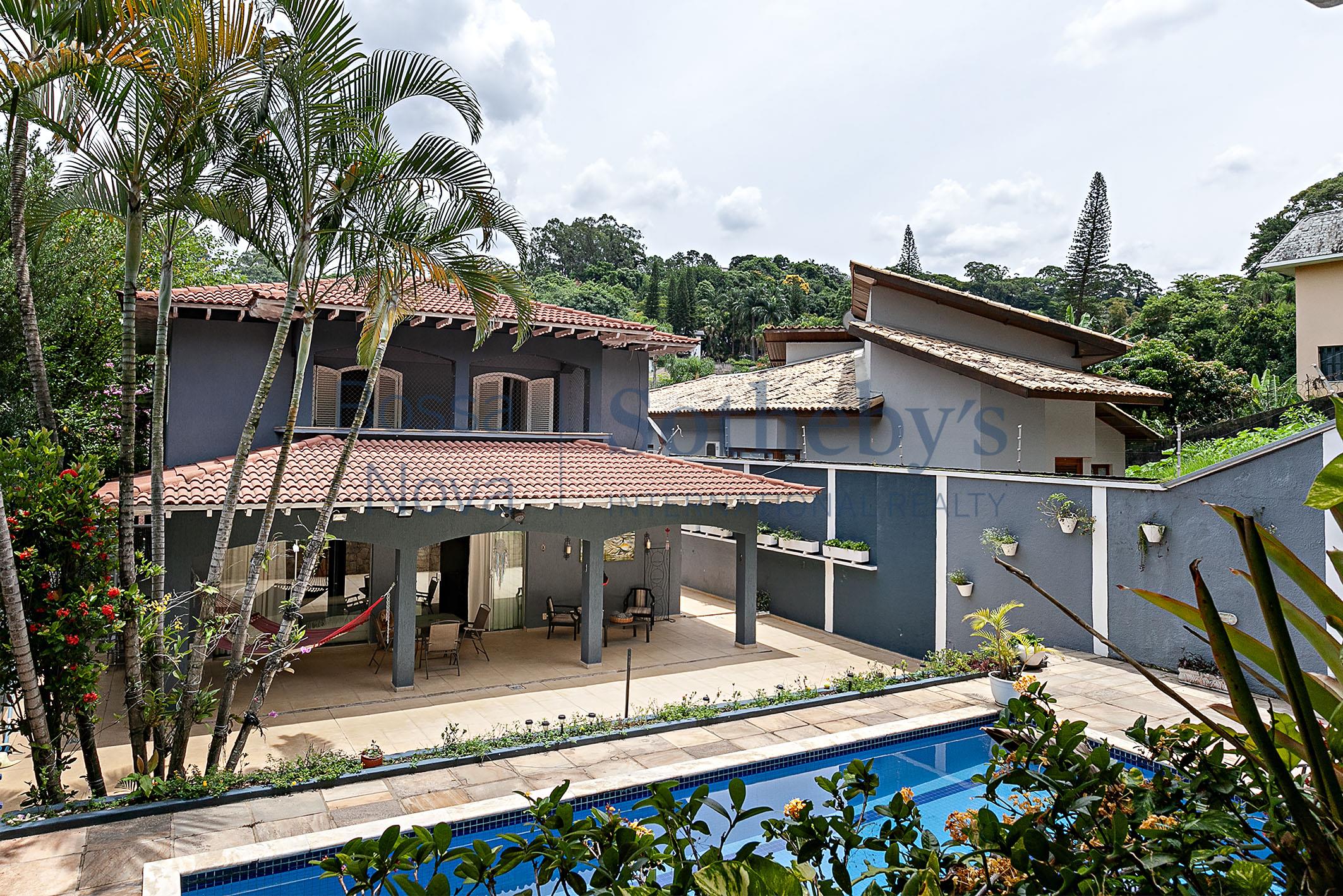 Casa em localização privilegiada