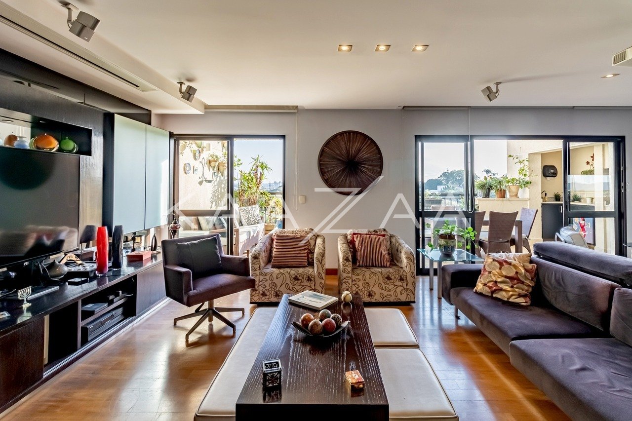 Apartamento em Alto de Pinheiros
