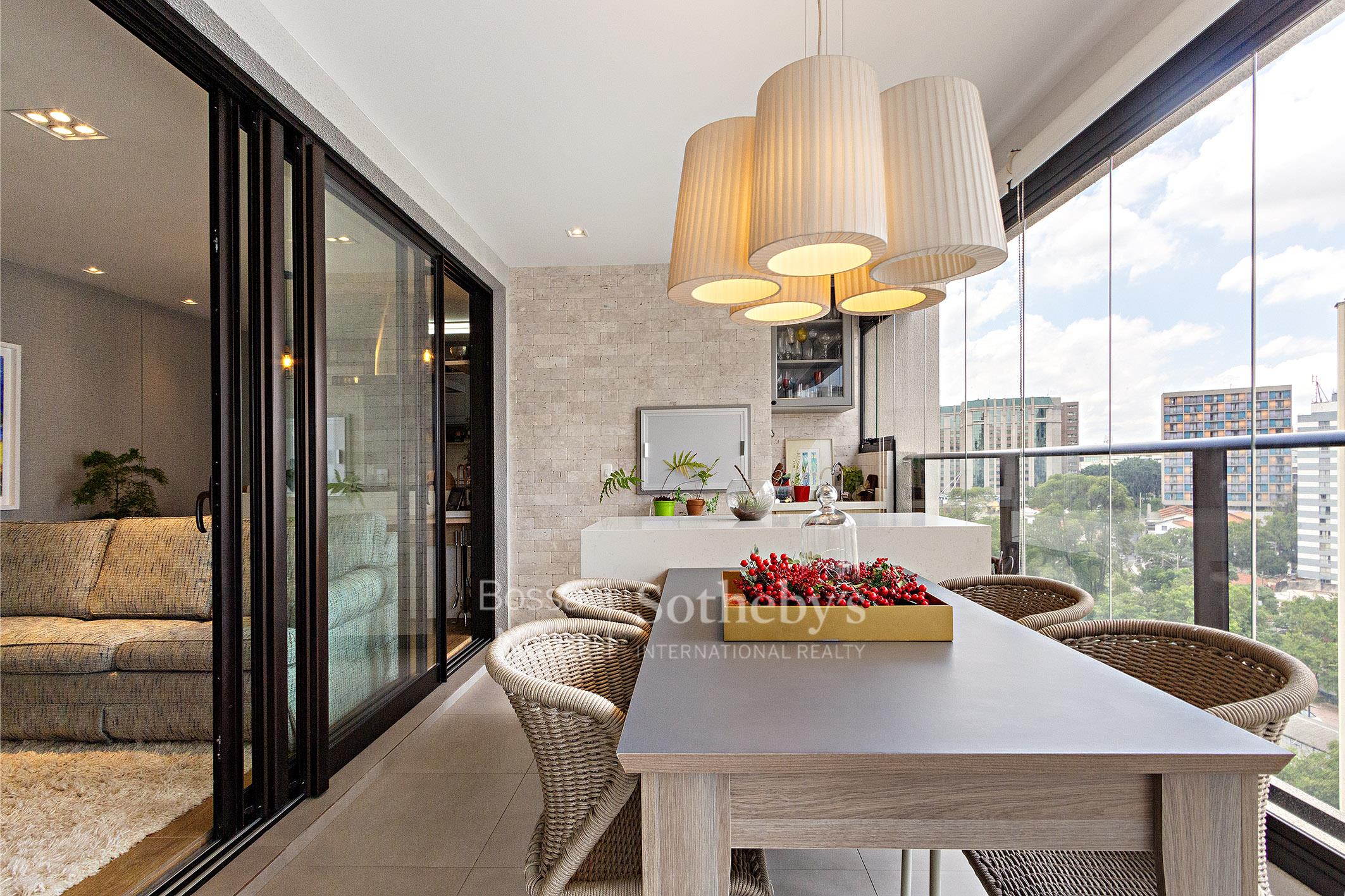 Apartamento moderno com varanda gourmet e lazer completo