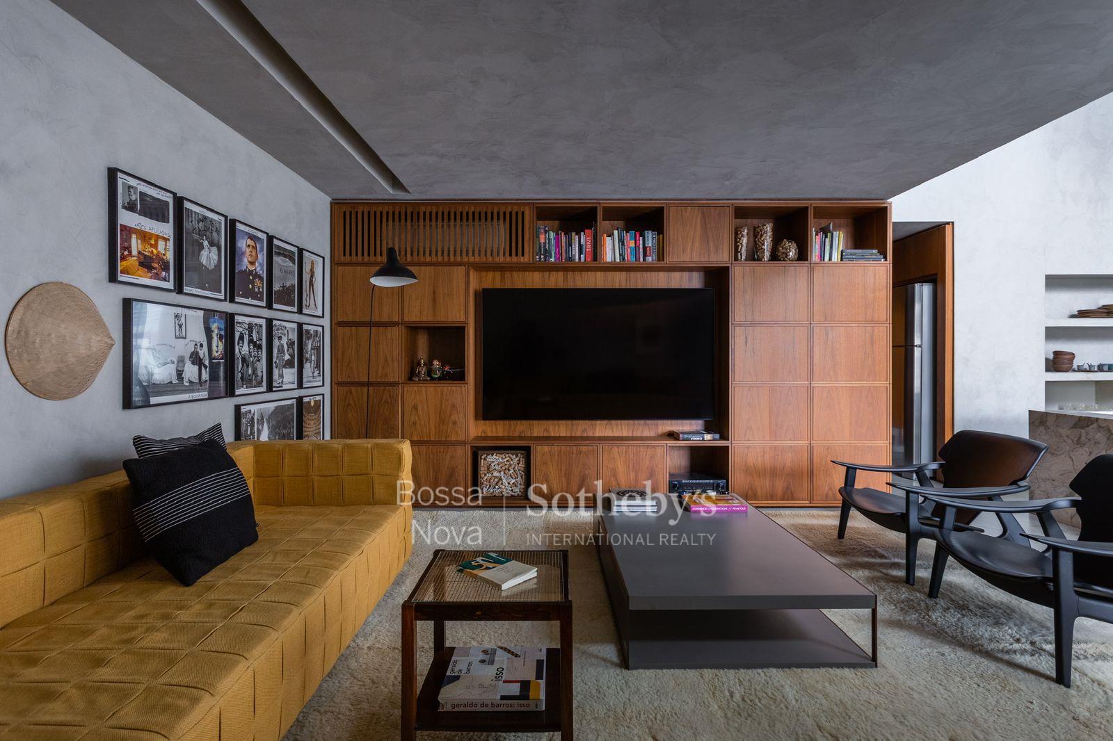 Triplex sofisticado com design exclusivo e infraestrutura completa na Vila Nova Conceição