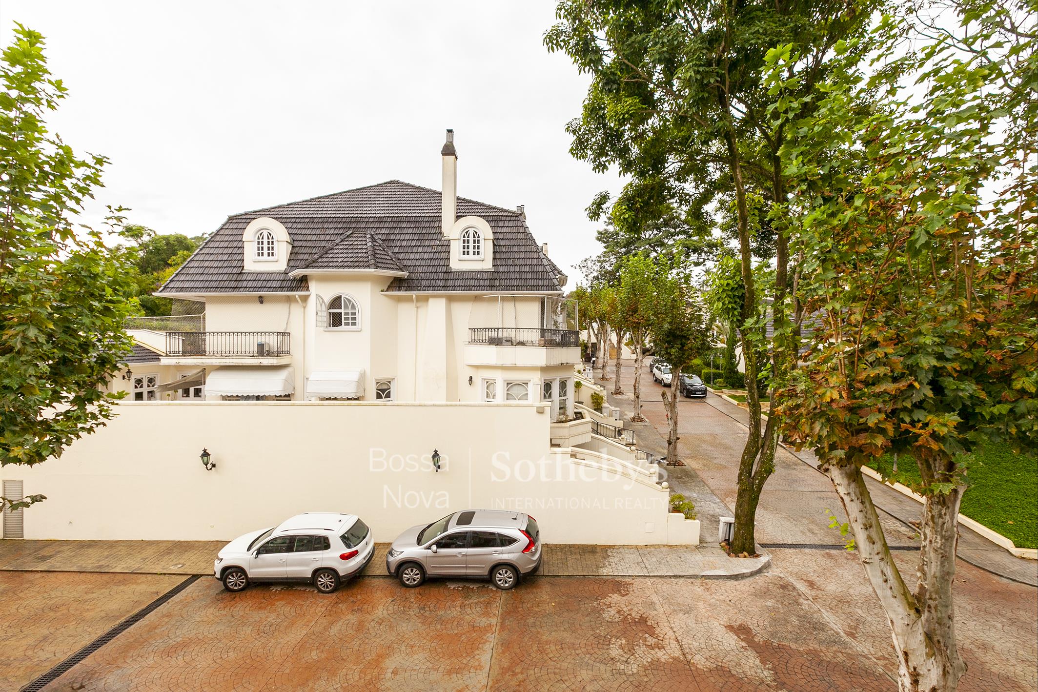 Casa Em Condomínio para venda em Real Parque