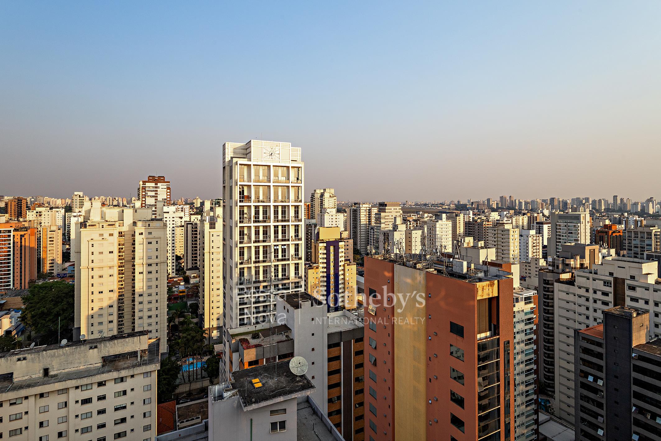 Cobertura para venda em Moema