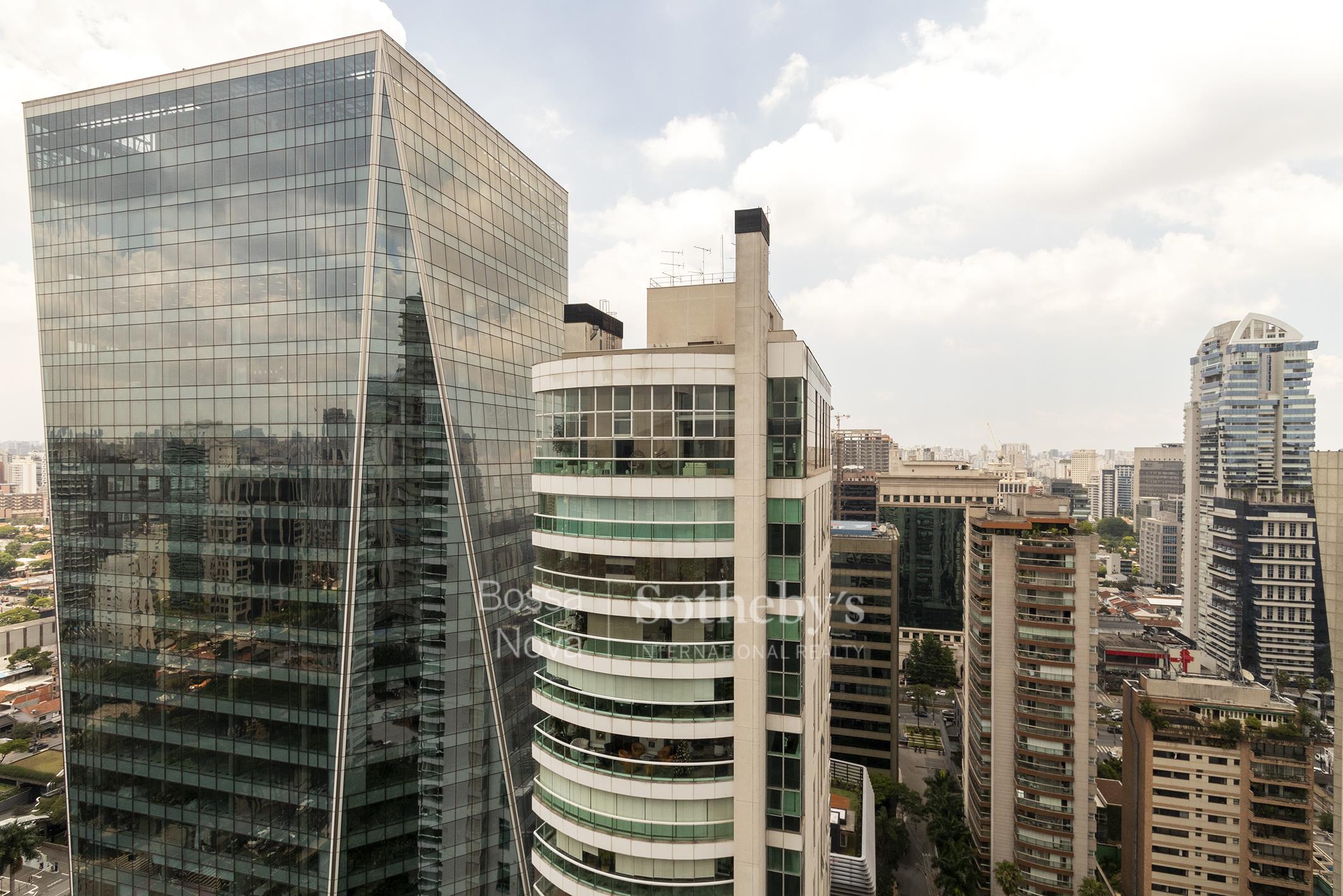 Cobertura para locação em Itaim Bibi