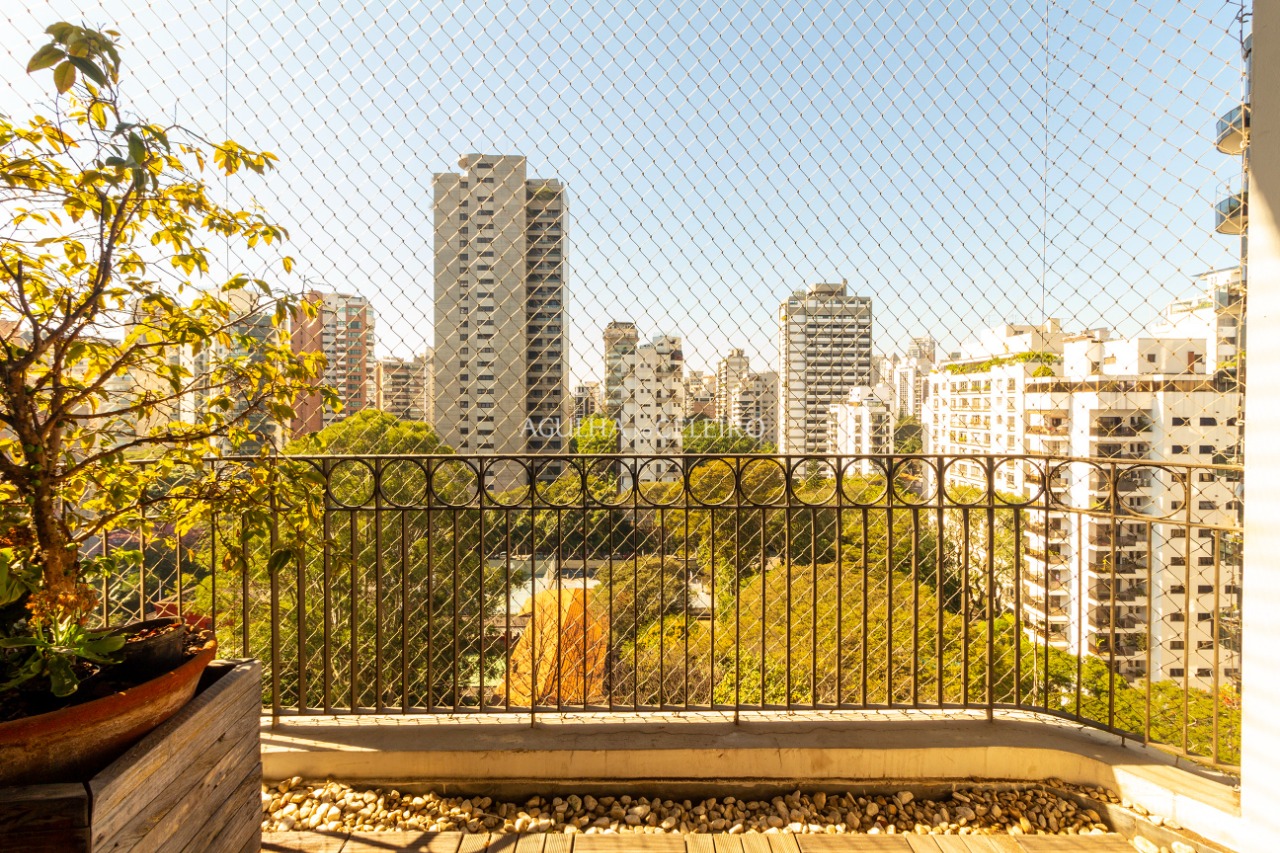 Cobertura para locação em Vila Nova Conceição