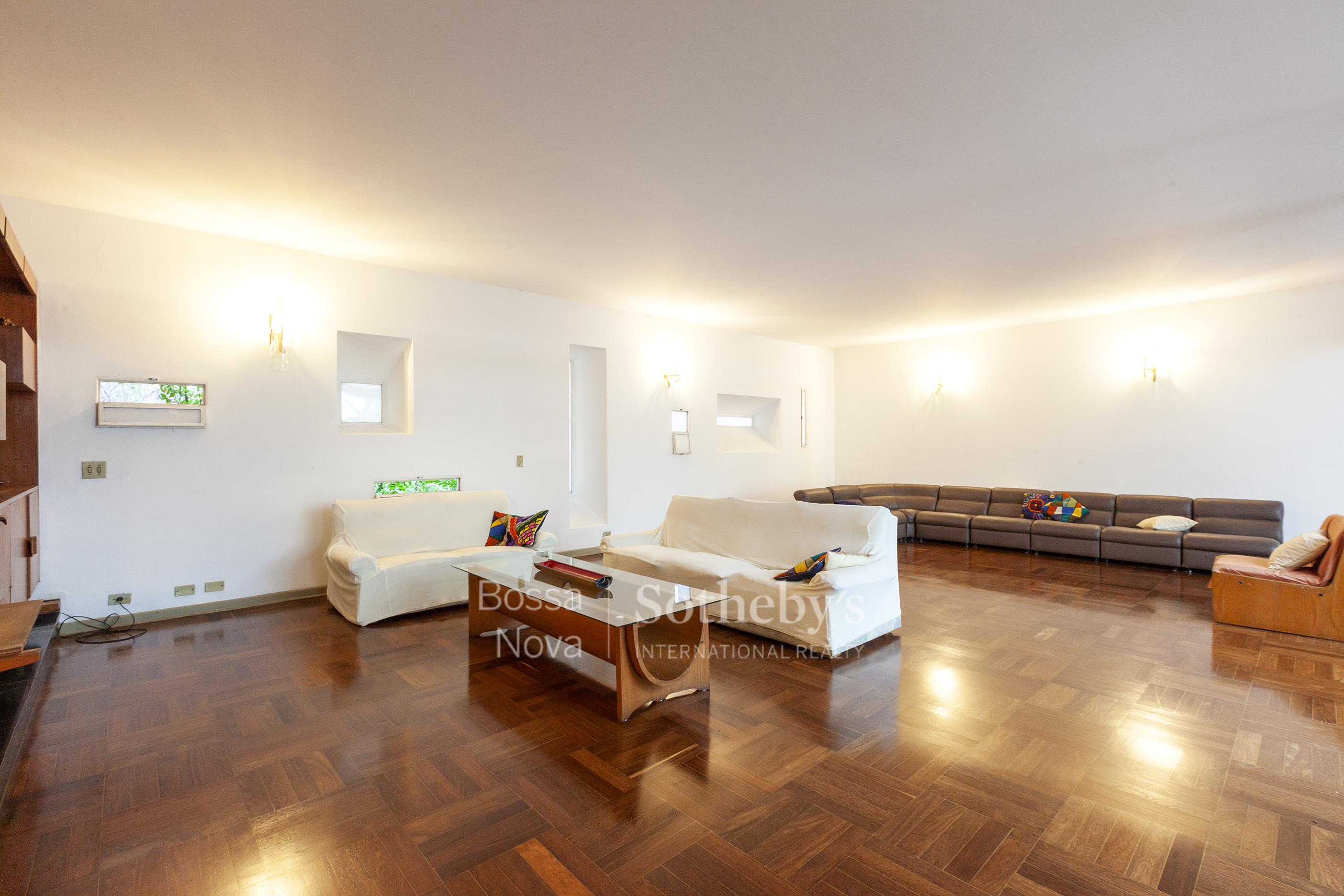 Casa contemporânea com projeto de arquiteto renomado