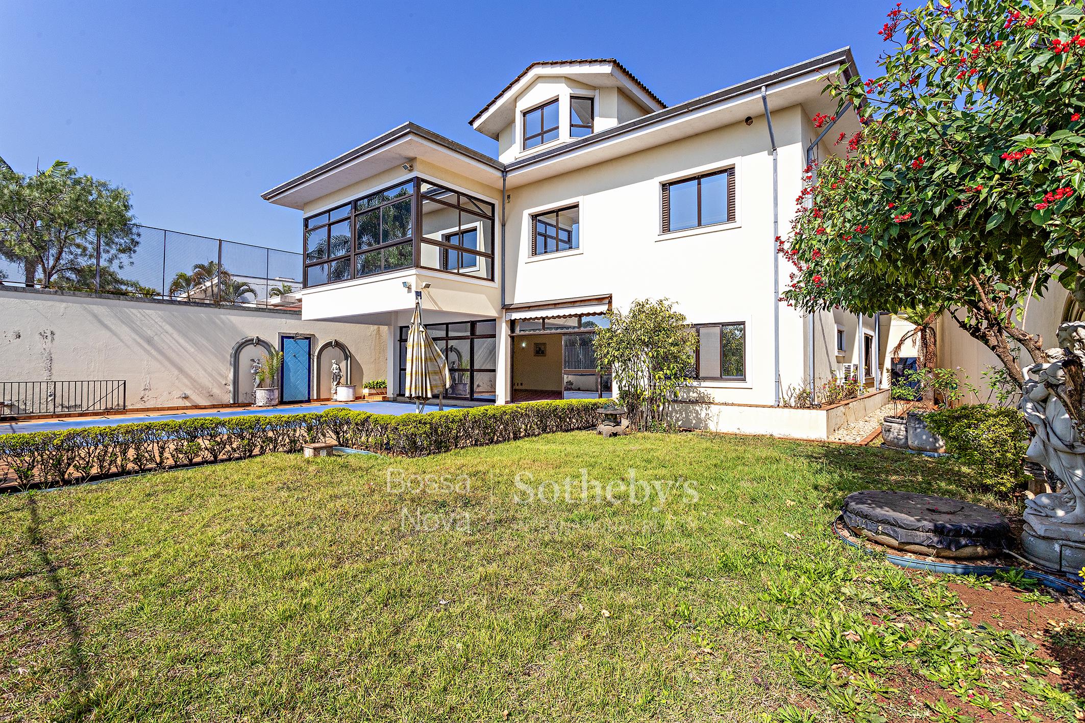 Casa com excelente construção e vista privilegiada no City Lapa