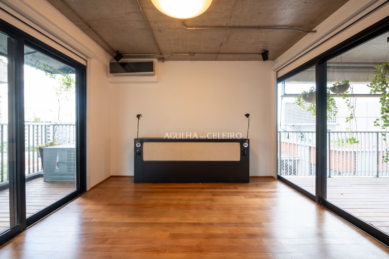 Cobertura para venda em Vila Madalena