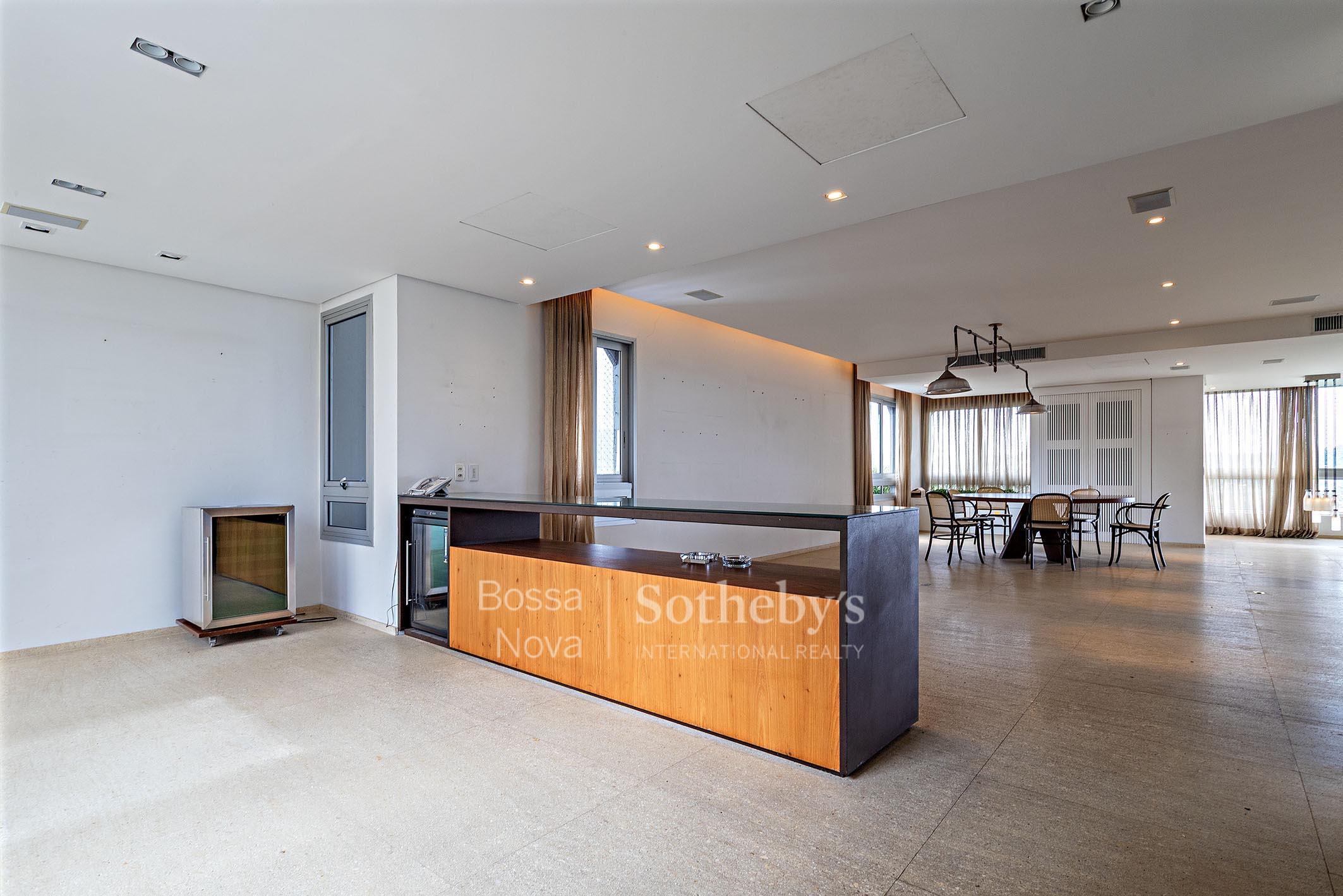 Apartamento Duplex para venda em Itaim Bibi