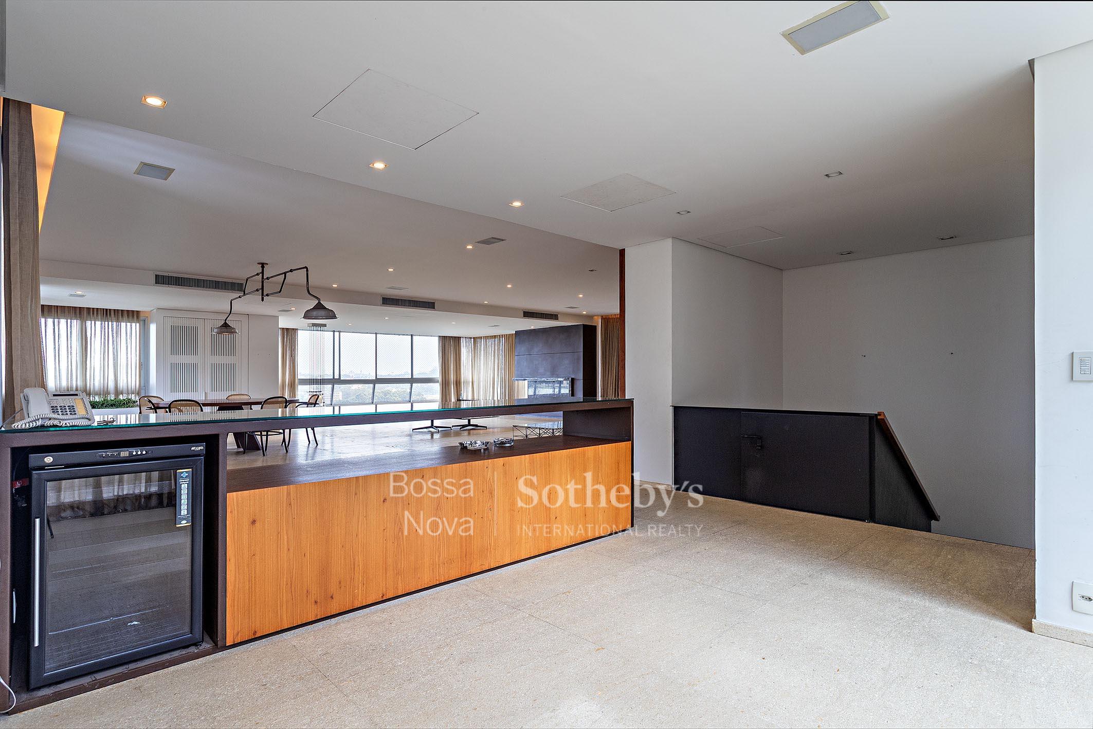 Apartamento Duplex para venda em Itaim Bibi