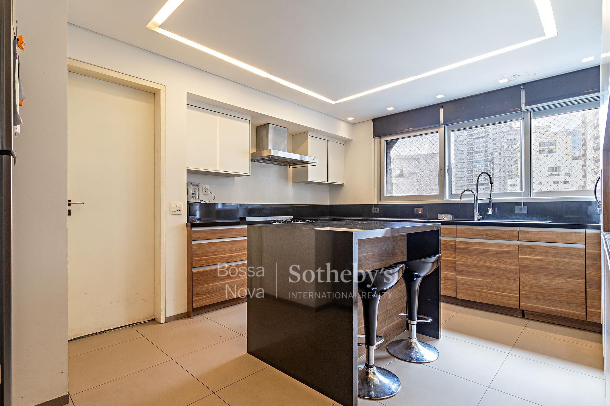 Apartamento Duplex para venda em Itaim Bibi