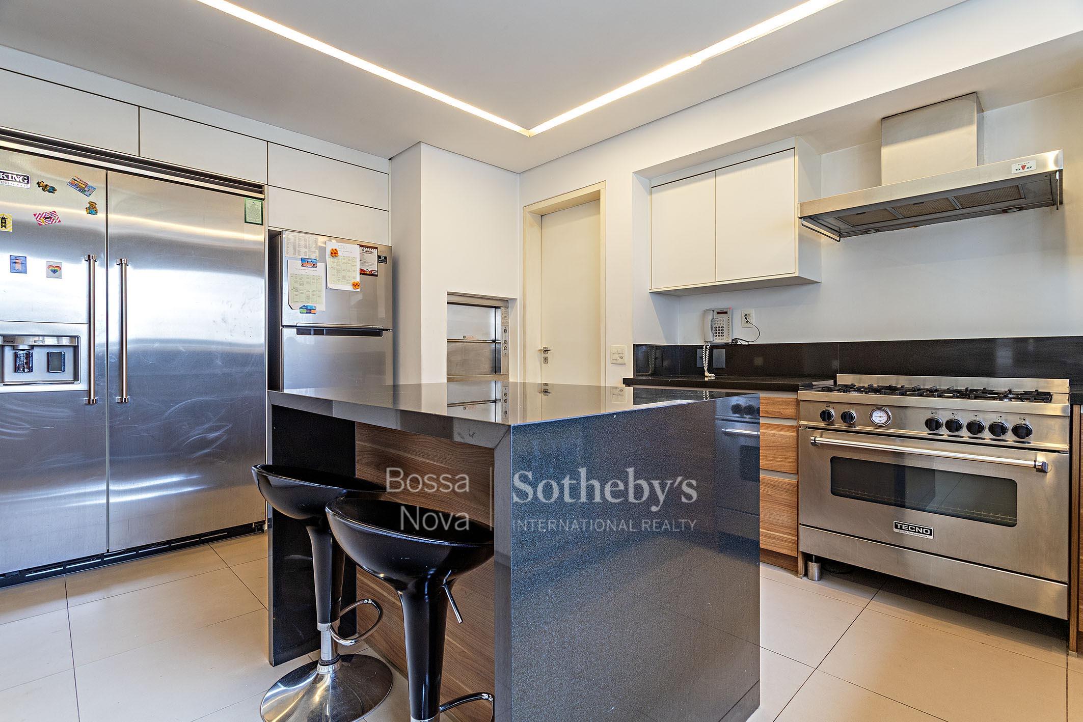 Apartamento Duplex para venda em Itaim Bibi