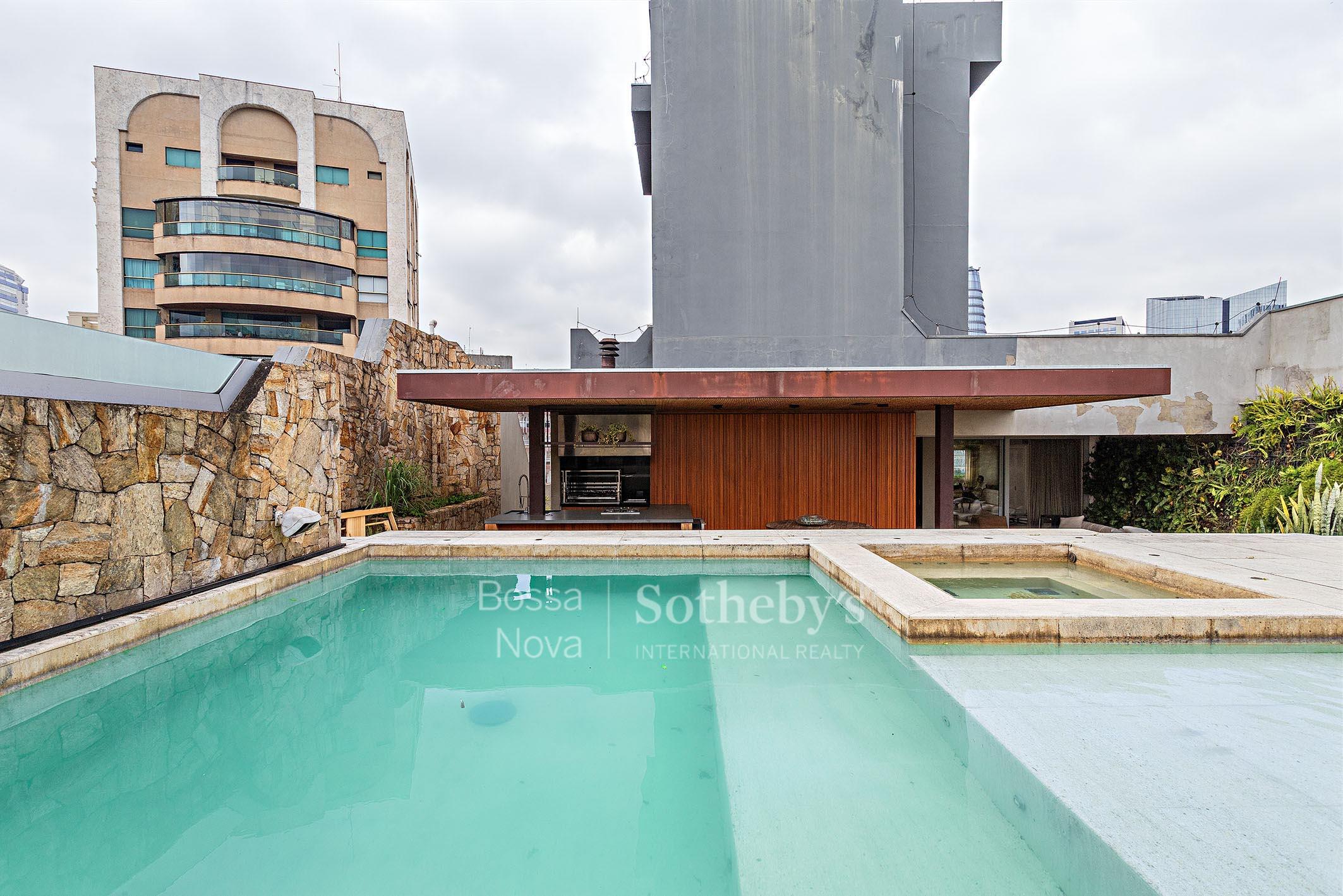 Apartamento Duplex para venda em Itaim Bibi
