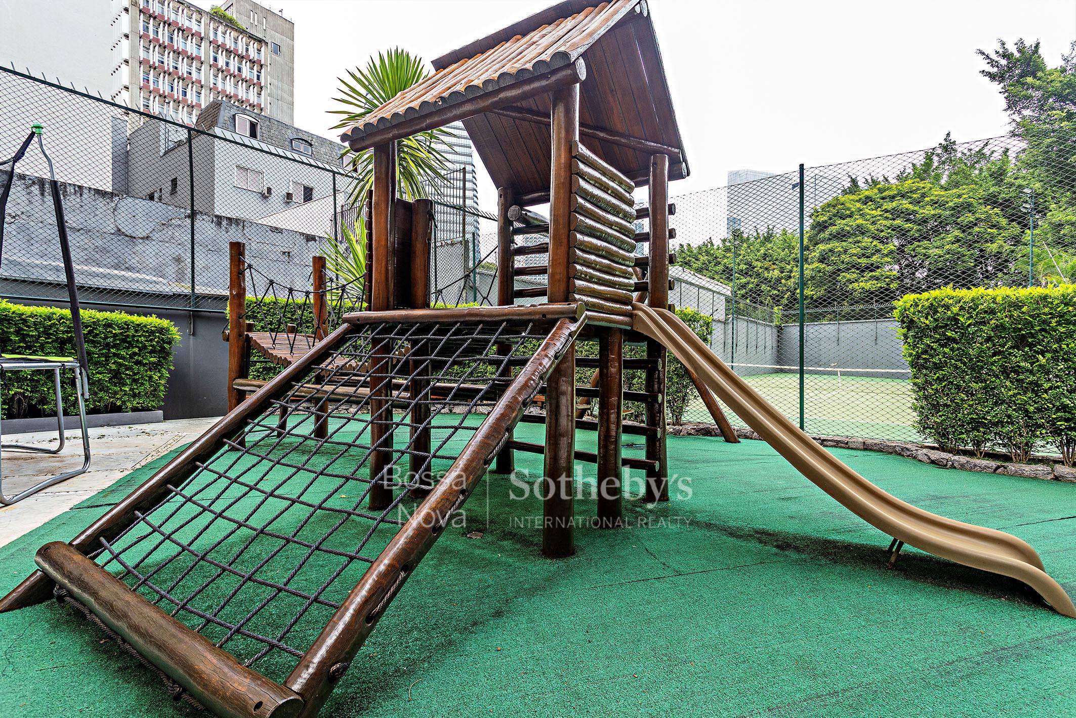 Apartamento Duplex para venda em Itaim Bibi