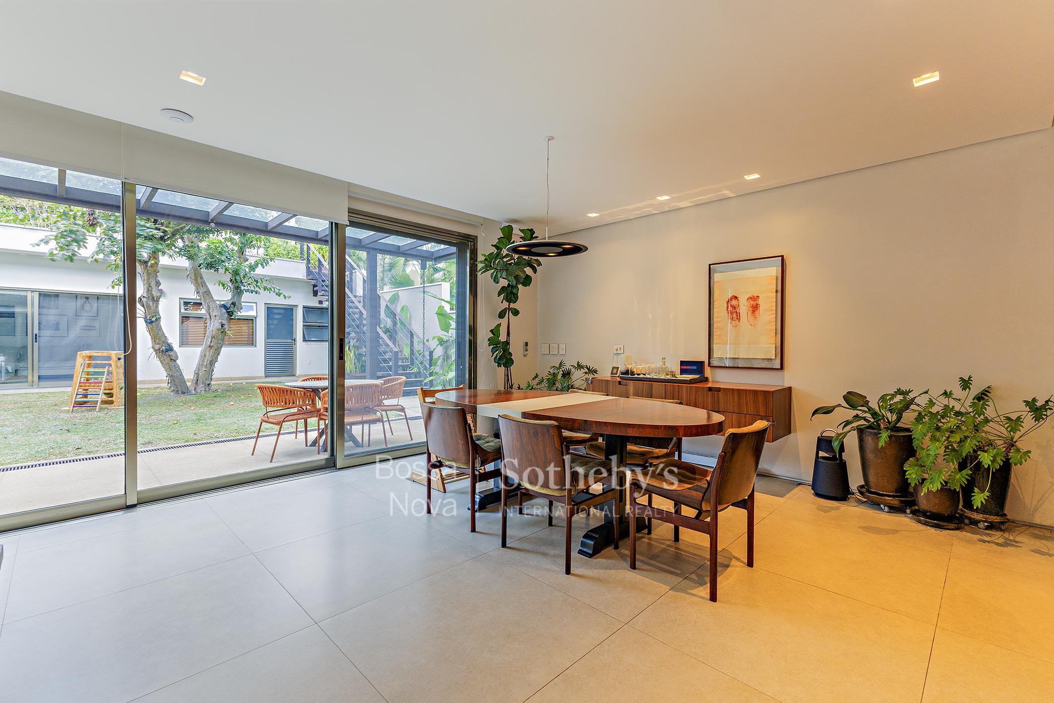 Casa para venda em Alto de Pinheiros