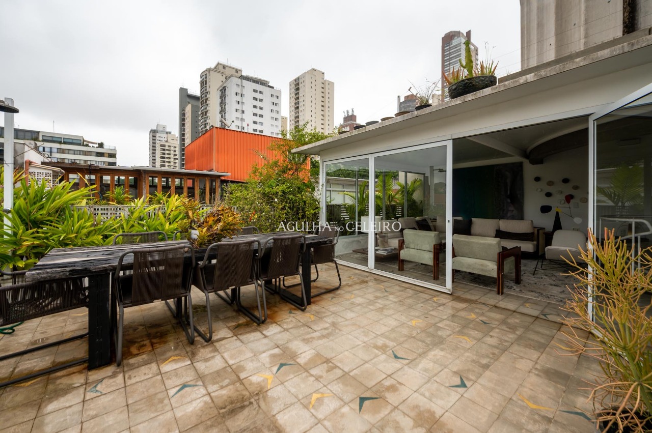 Cobertura para venda em Vila Madalena