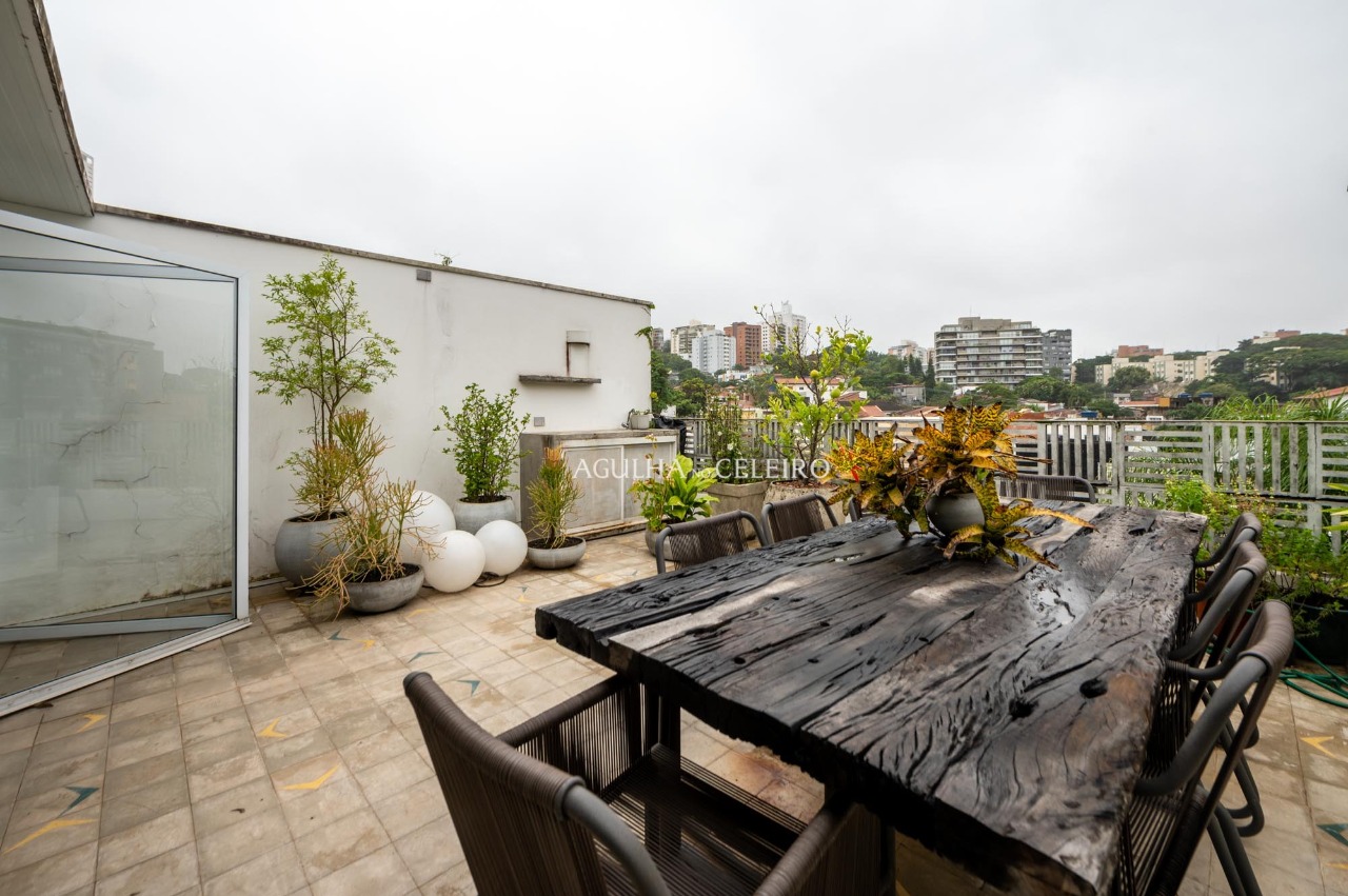 Cobertura para venda em Vila Madalena