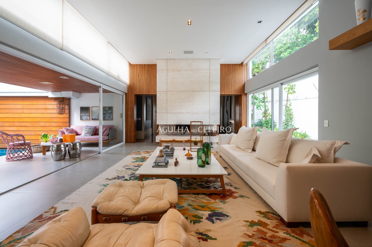 Casa para venda em Alto de Pinheiros