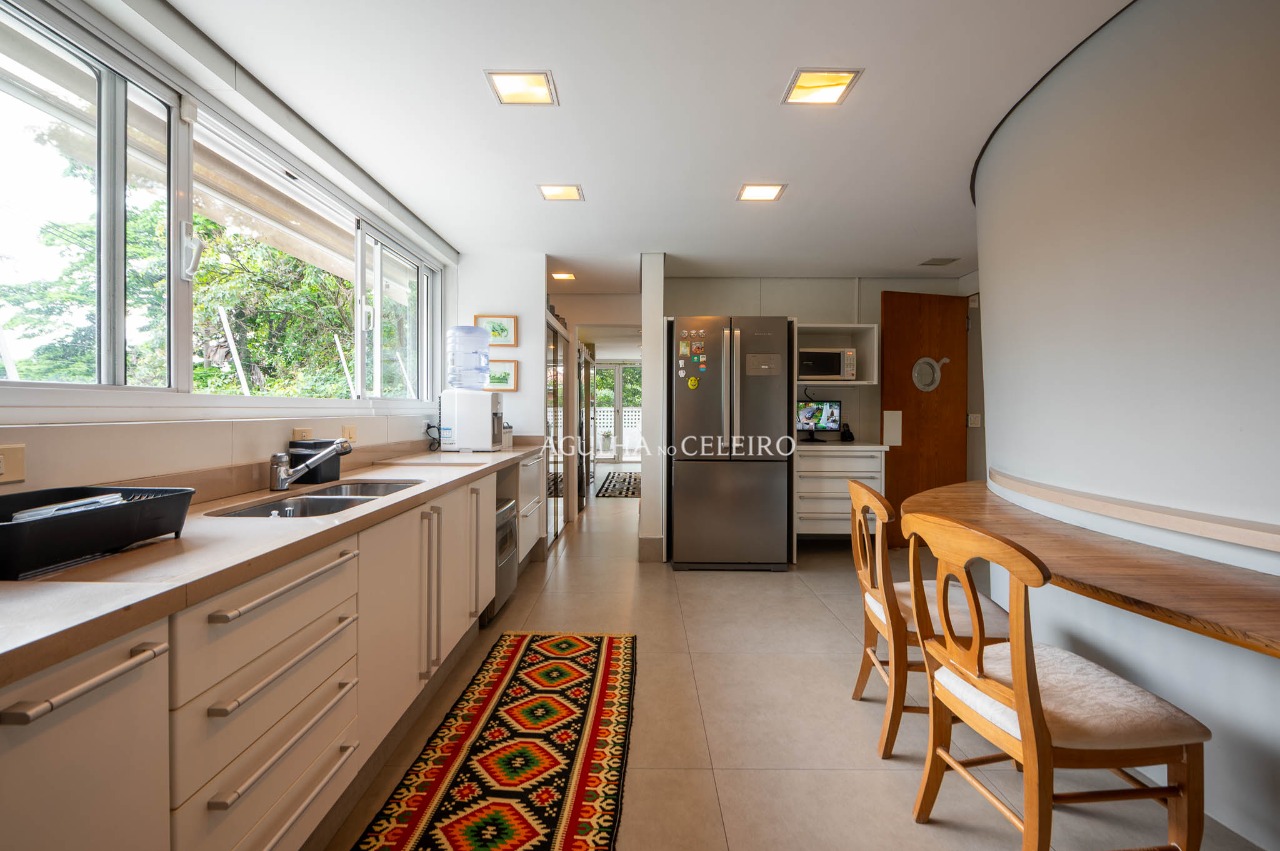 Casa para venda em Alto de Pinheiros