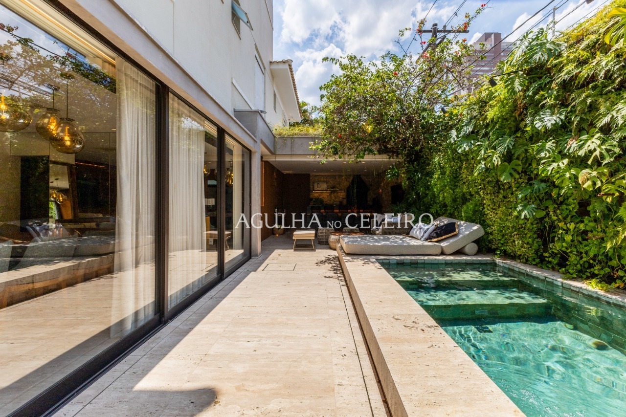 Casa De Vila para venda em Brooklin