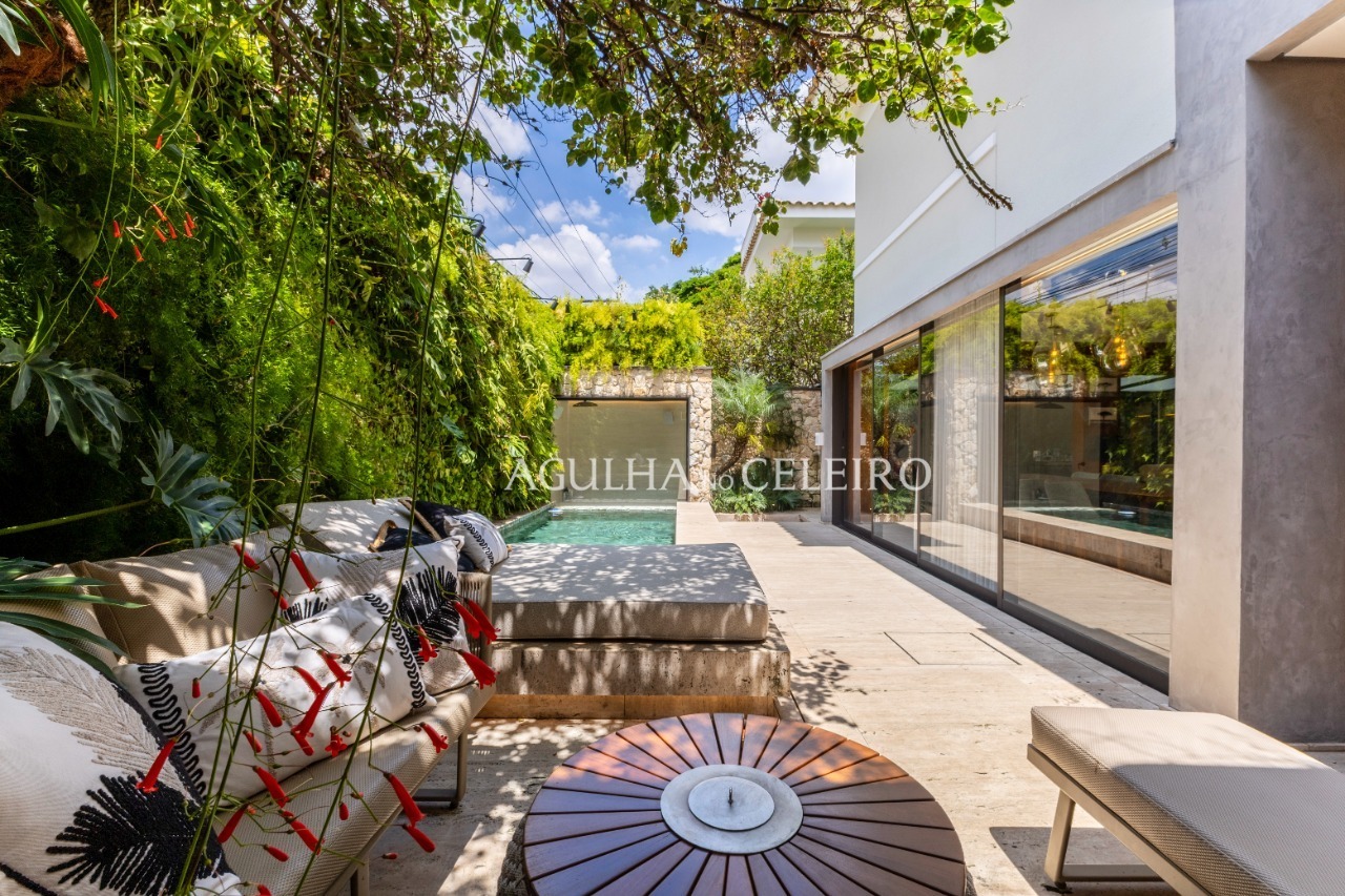 Casa De Vila para venda em Brooklin