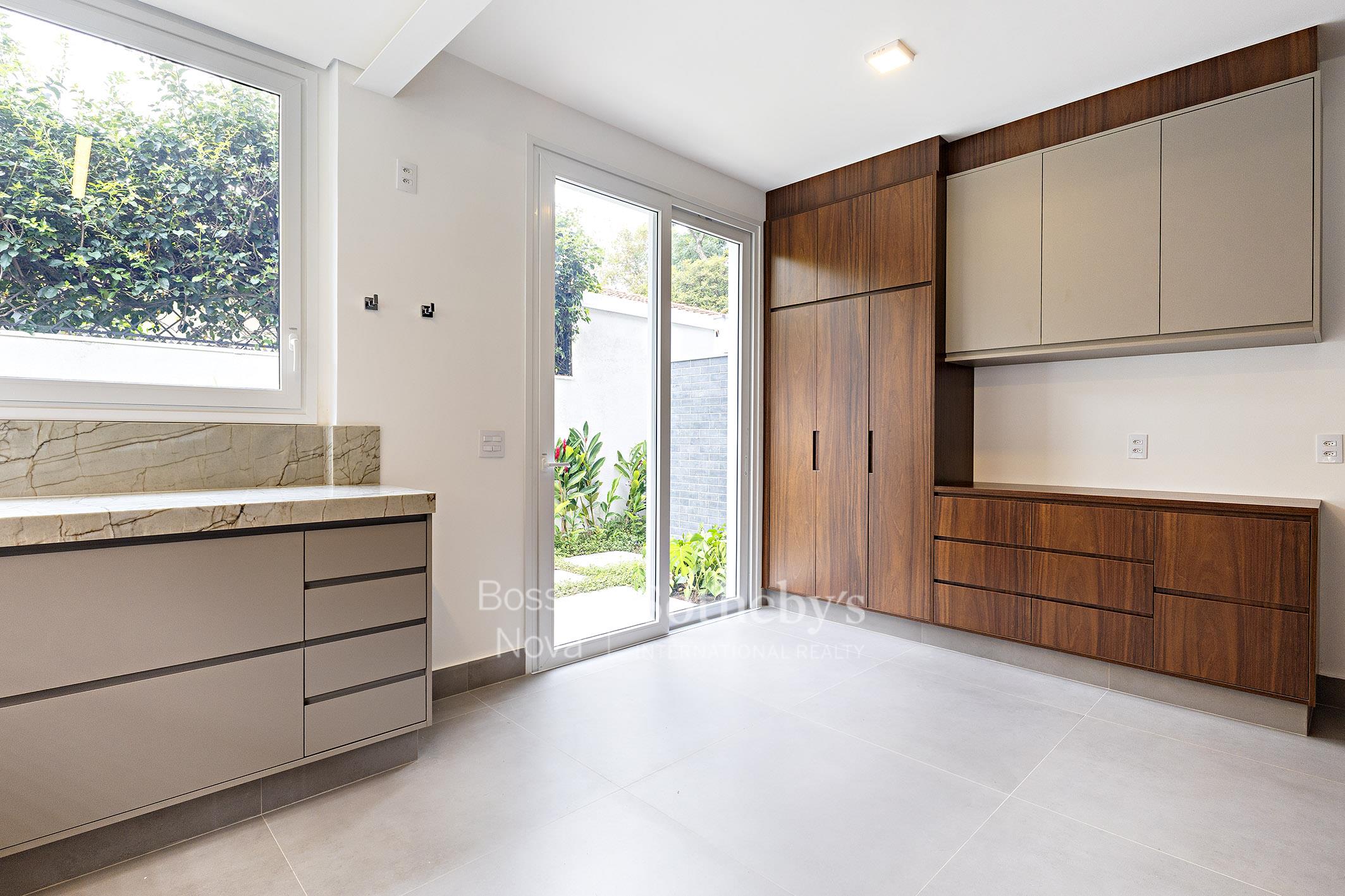 Casa para venda em Alto de Pinheiros