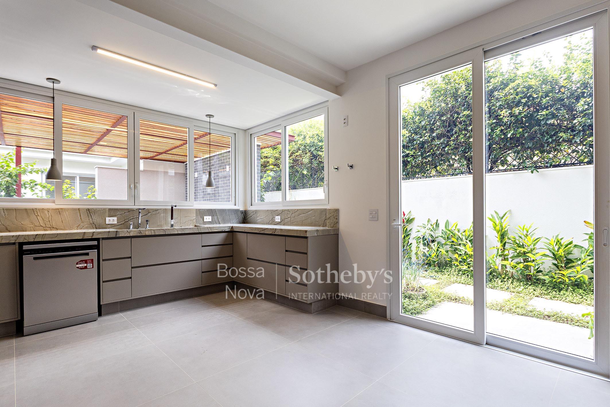 Casa para venda em Alto de Pinheiros