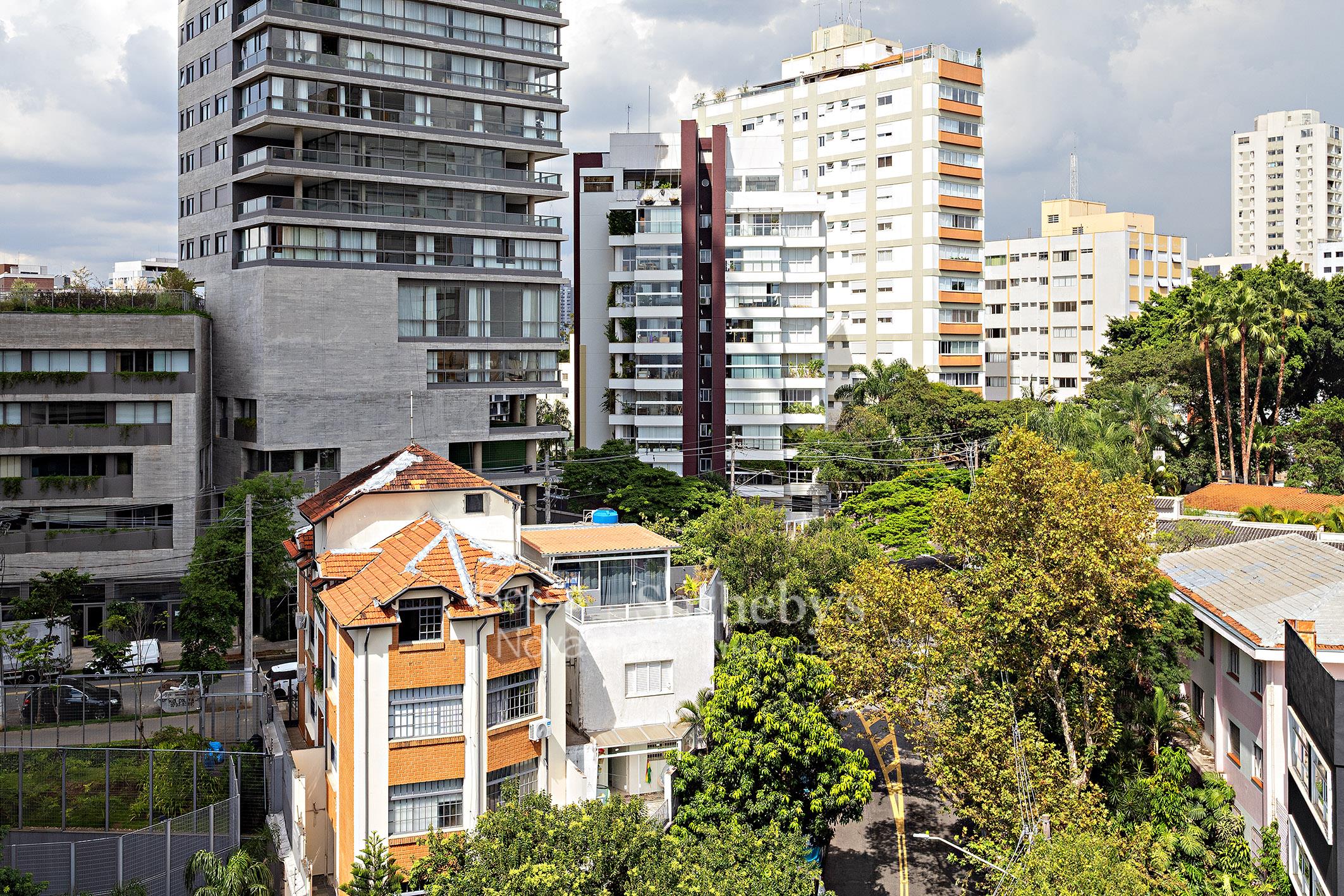 Cobertura Triplex para venda em Vila Madalena