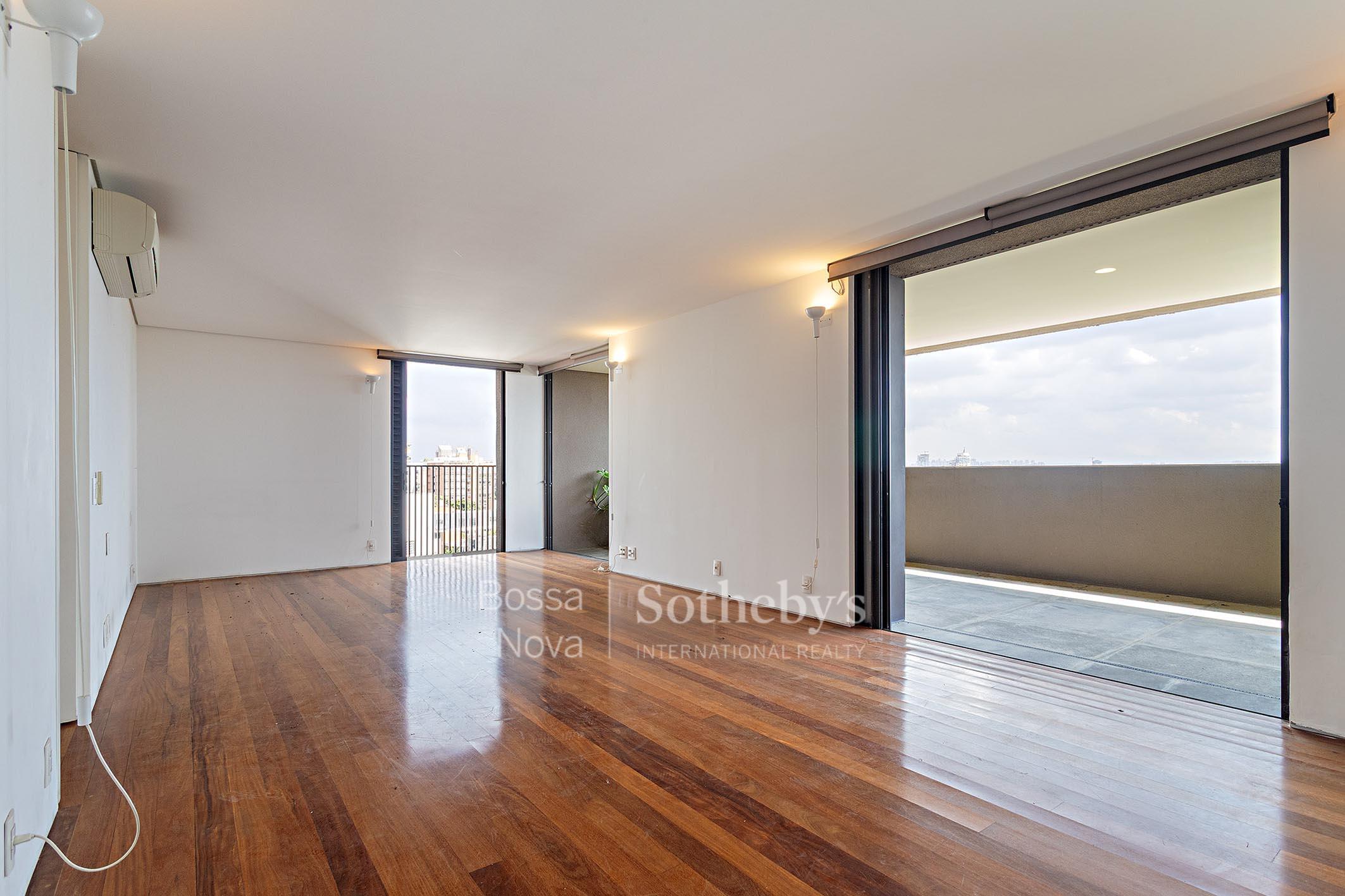 Cobertura Triplex para venda em Vila Madalena