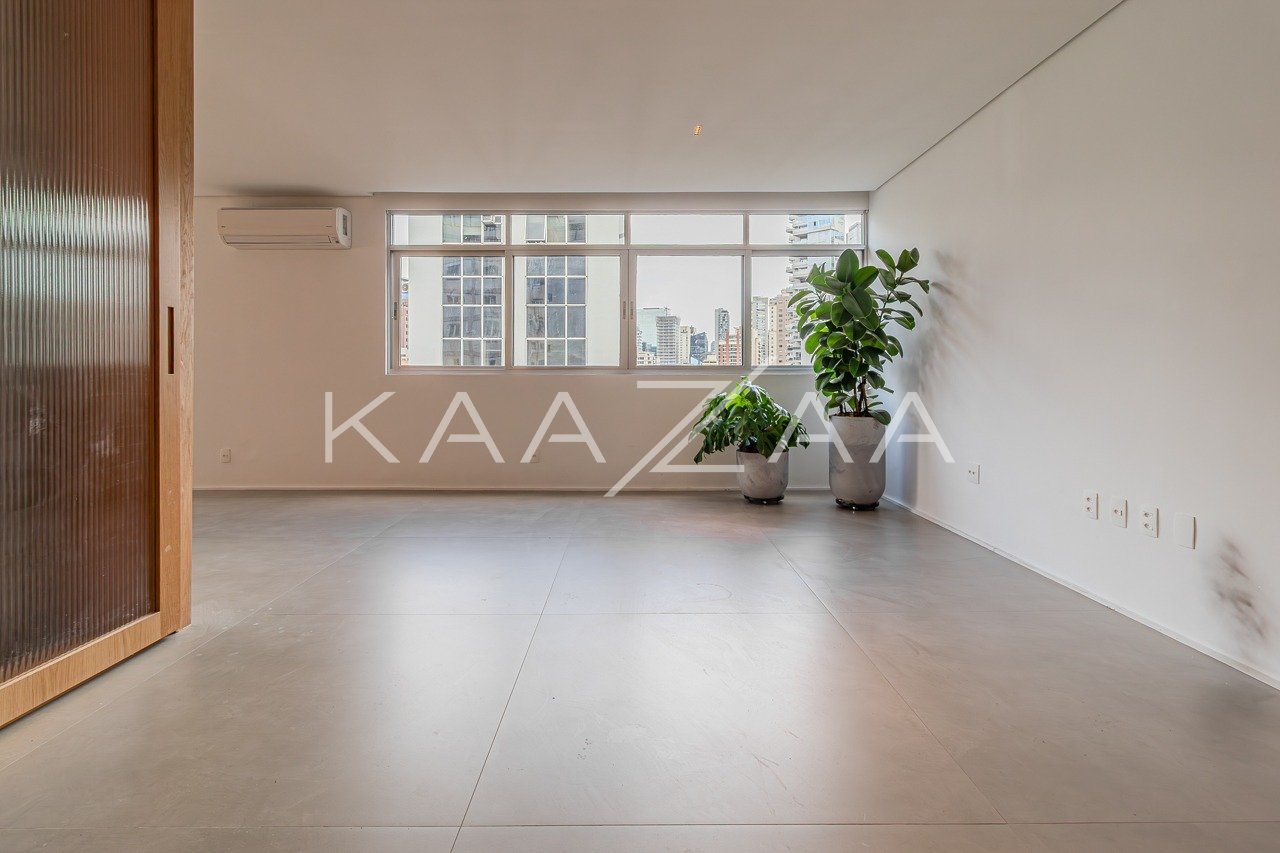 Apartamento com linda reforma à venda no Jardim Paulistano