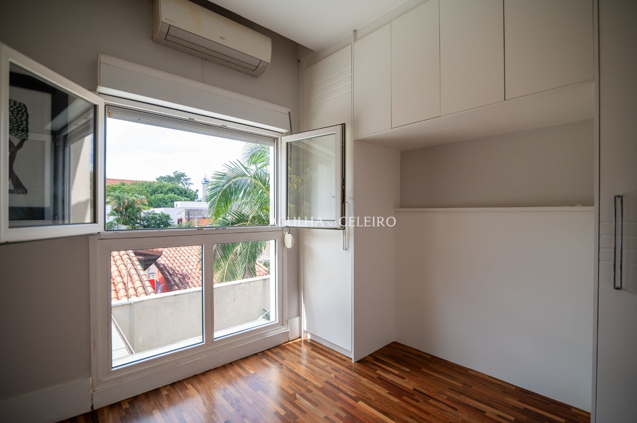 Casa Em Condomínio para venda em Alto de Pinheiros