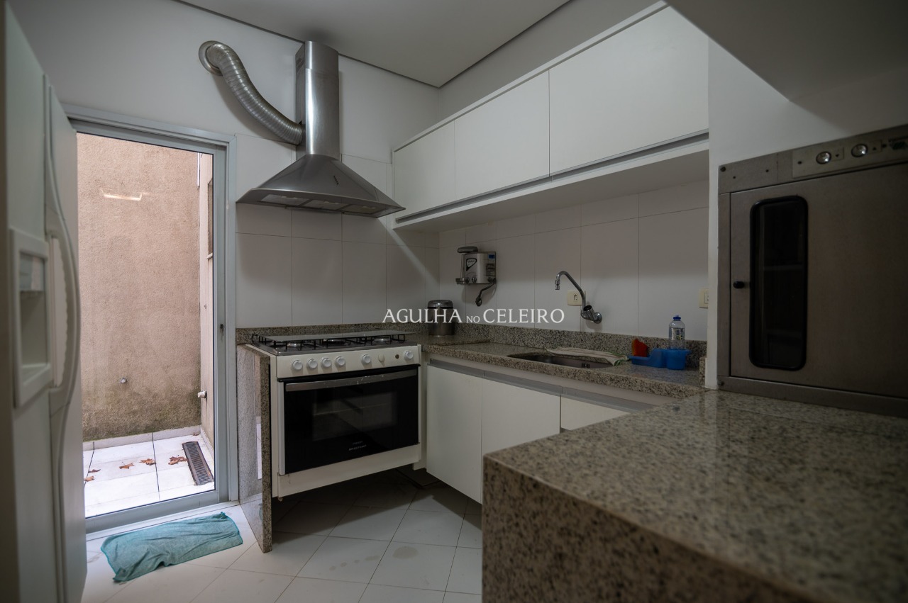 Casa Em Condomínio para venda em Alto de Pinheiros