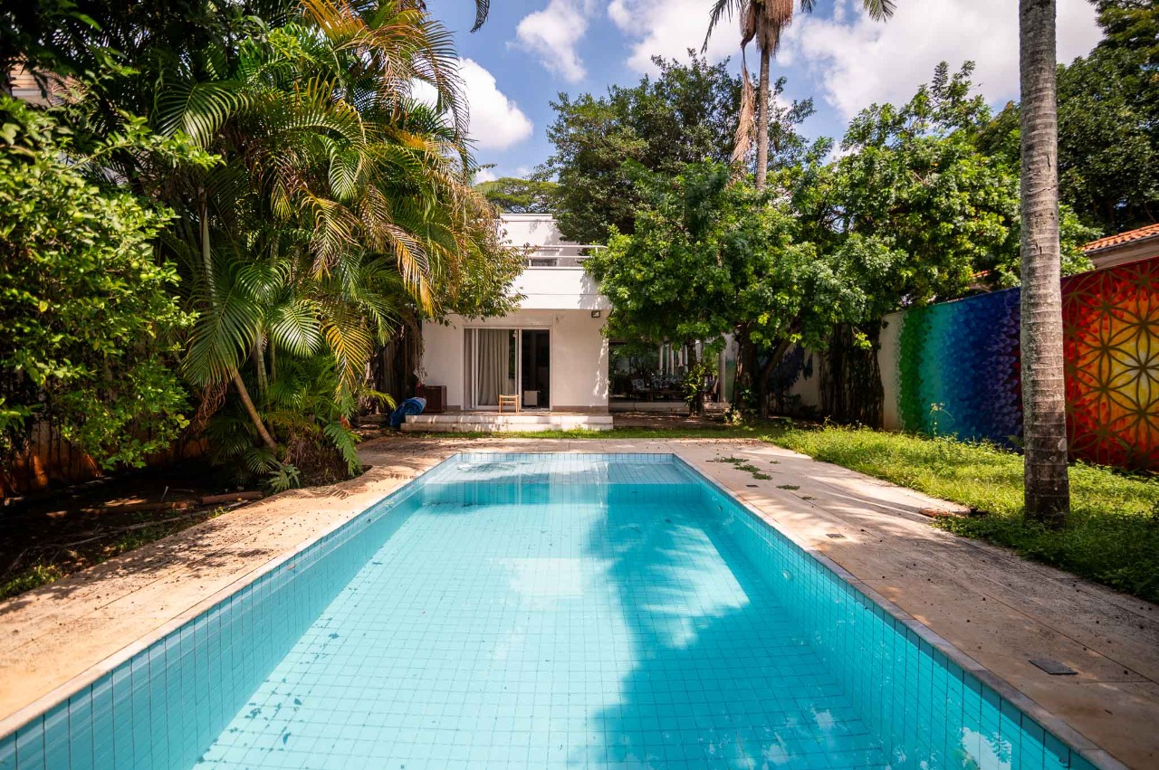 Uma casa e um Jardim, no coração verde do Brooklin!