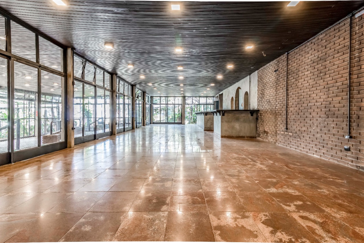 Casa Comercial para venda em Alto de Pinheiros
