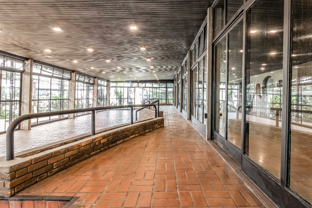 Casa Comercial para venda em Alto de Pinheiros