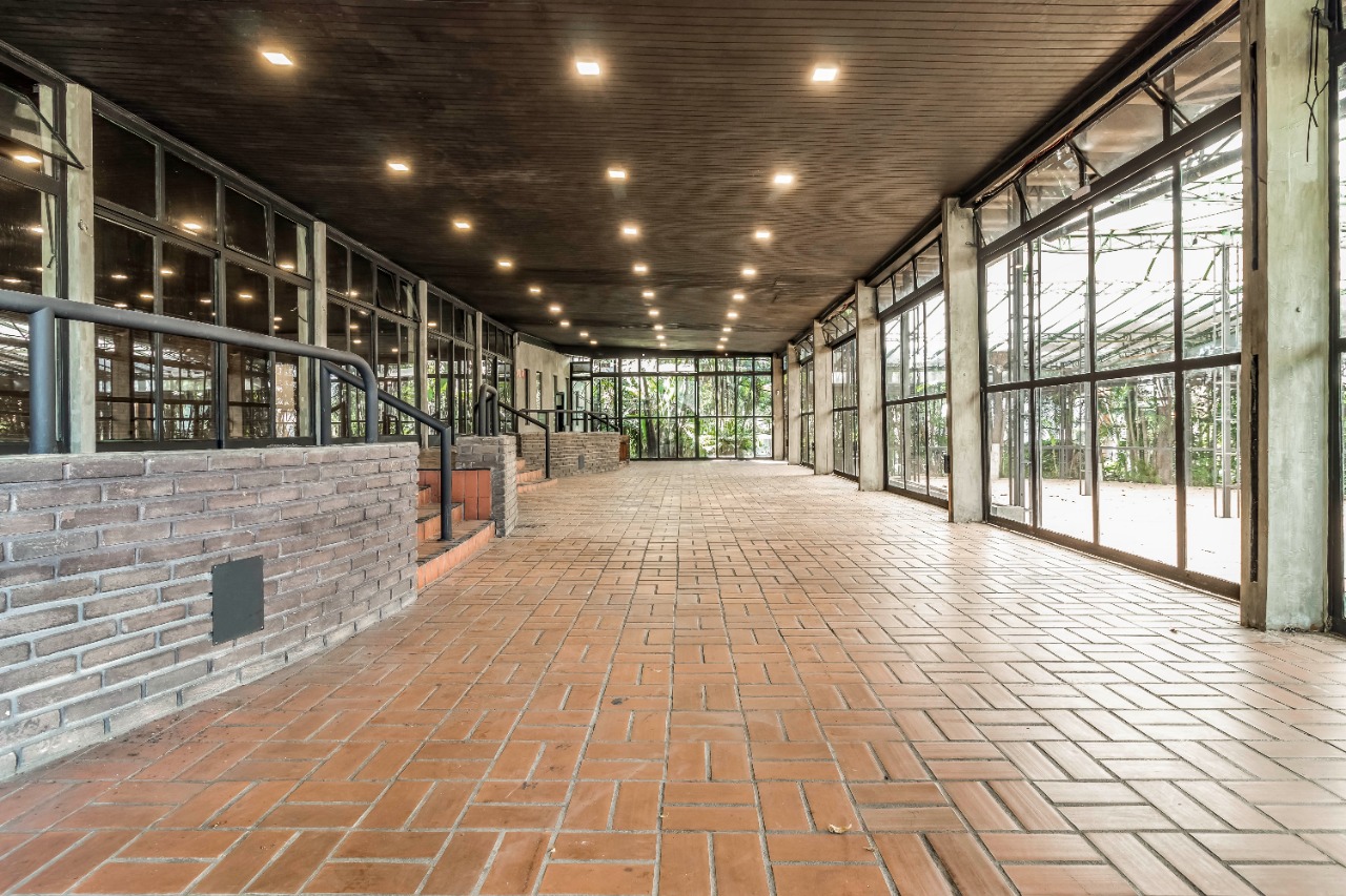 Casa Comercial para venda em Alto de Pinheiros