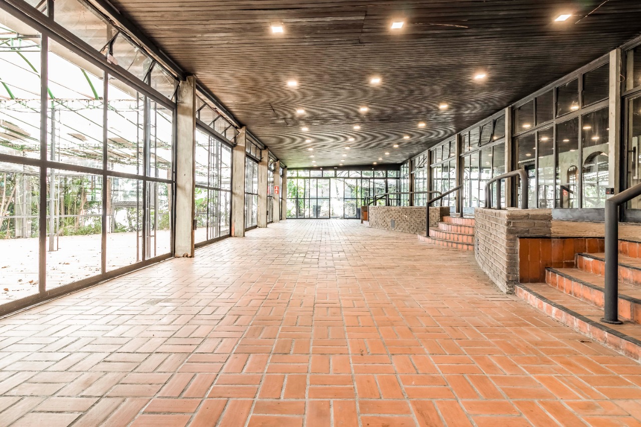 Casa Comercial para venda em Alto de Pinheiros