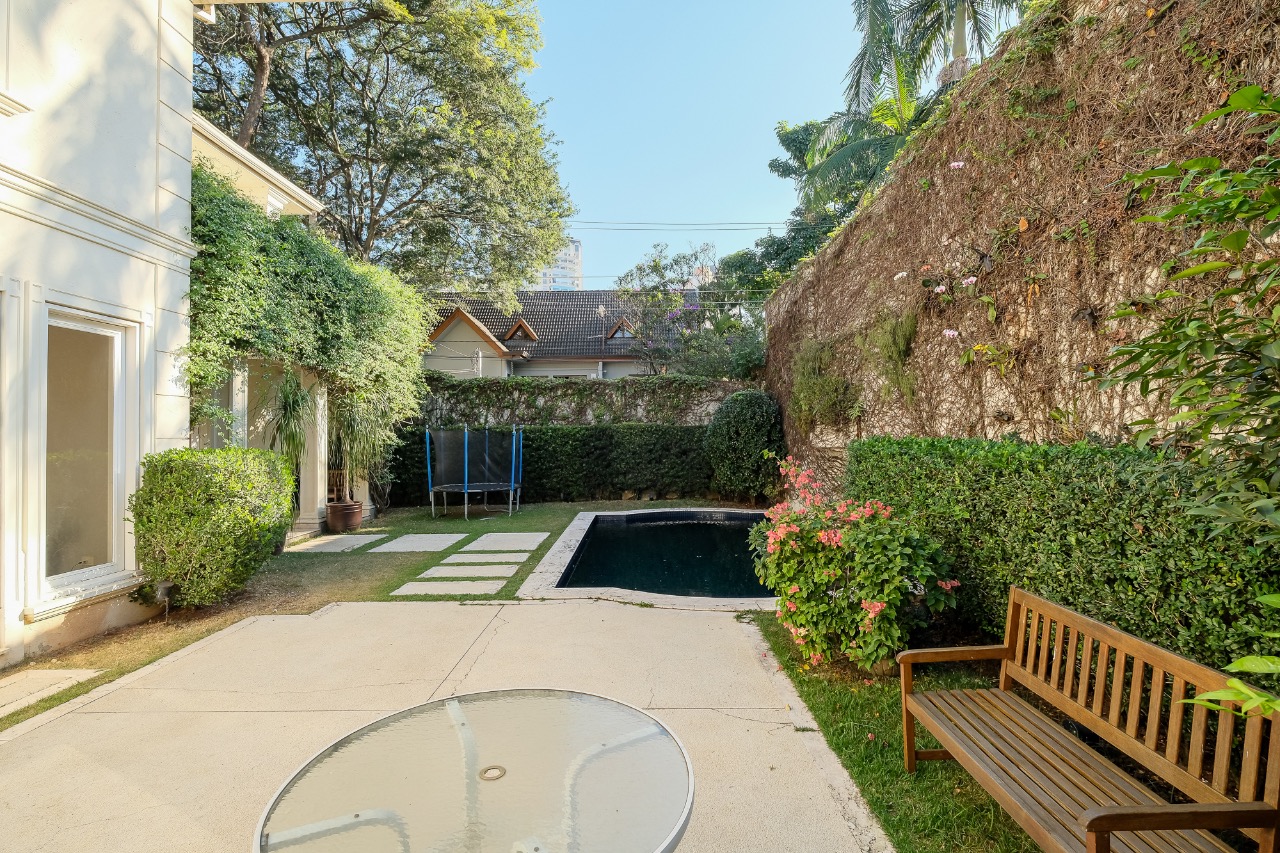 Casa para venda em Jardim Luzitânia