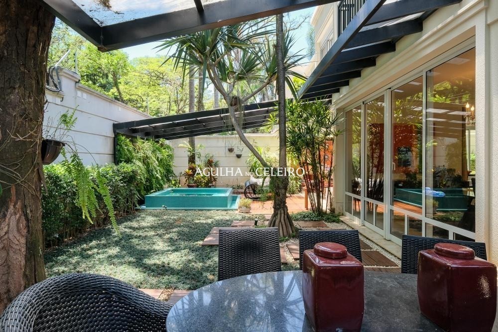 Casa Em Condomínio para venda em Jardim Luzitânia