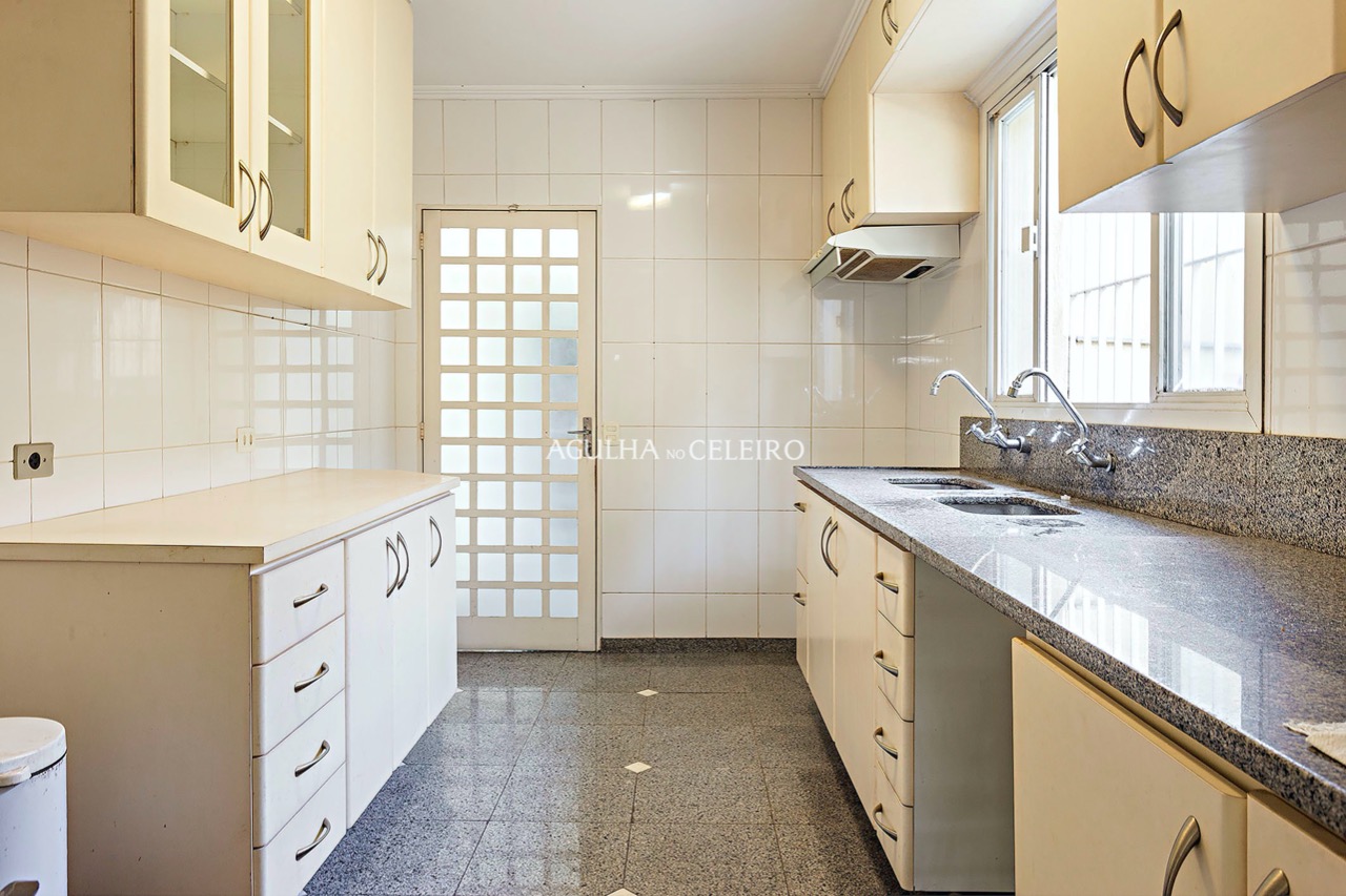 Casa para venda em Jardim Luzitânia