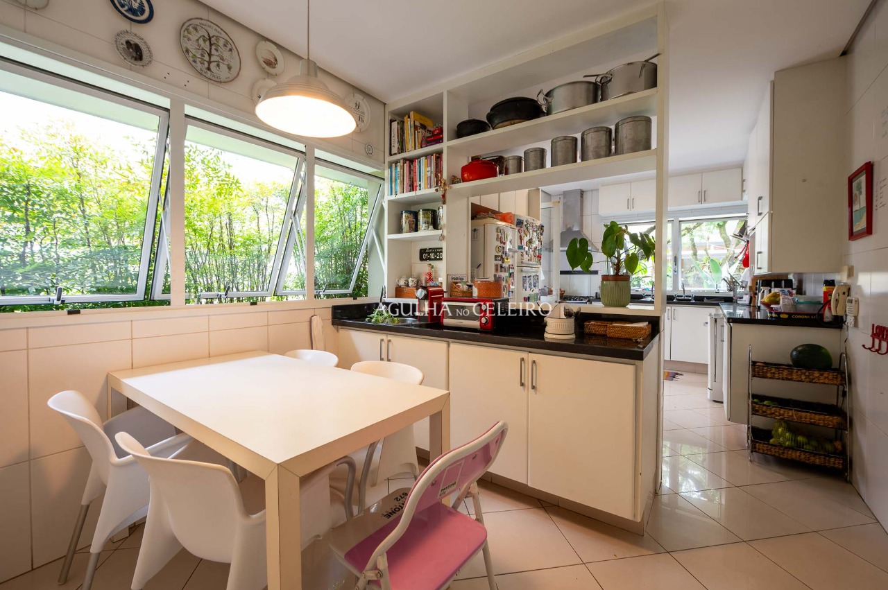 Casa para venda em Jardim Luzitânia
