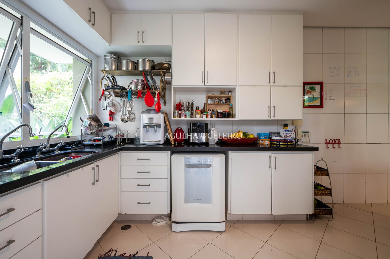 Casa para venda em Jardim Luzitânia