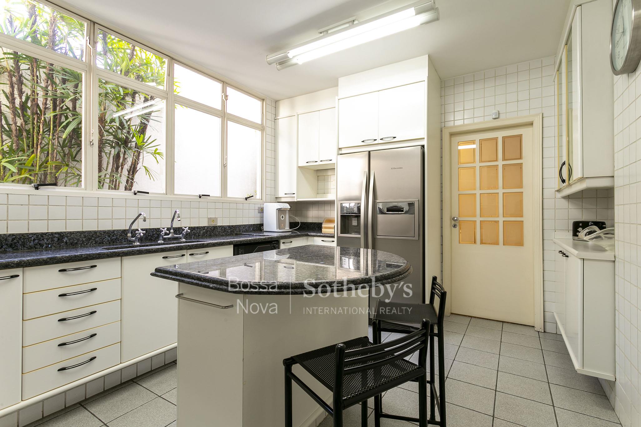 Casa para venda em Jardim Luzitânia