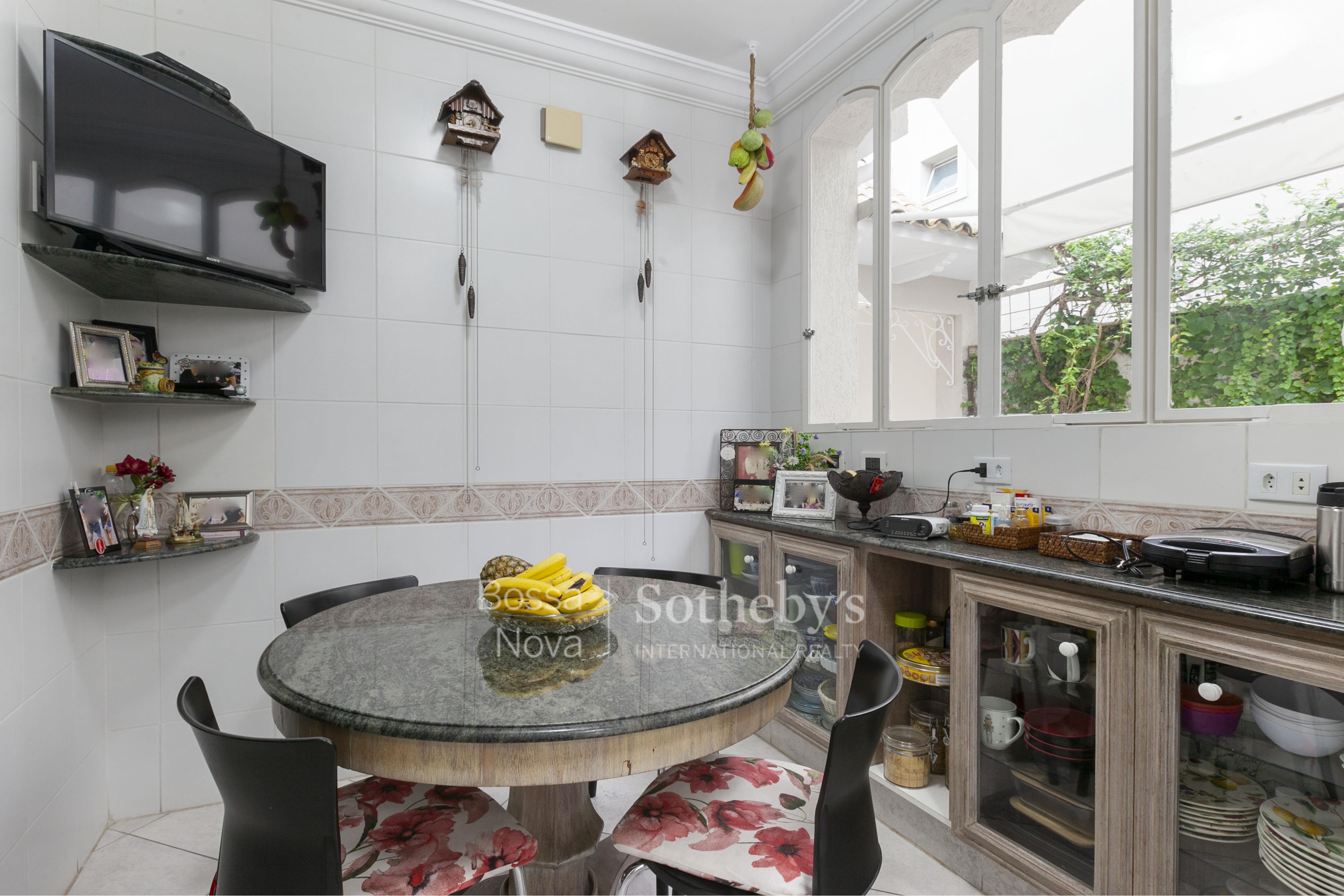 Casa para venda em Jardim Luzitânia