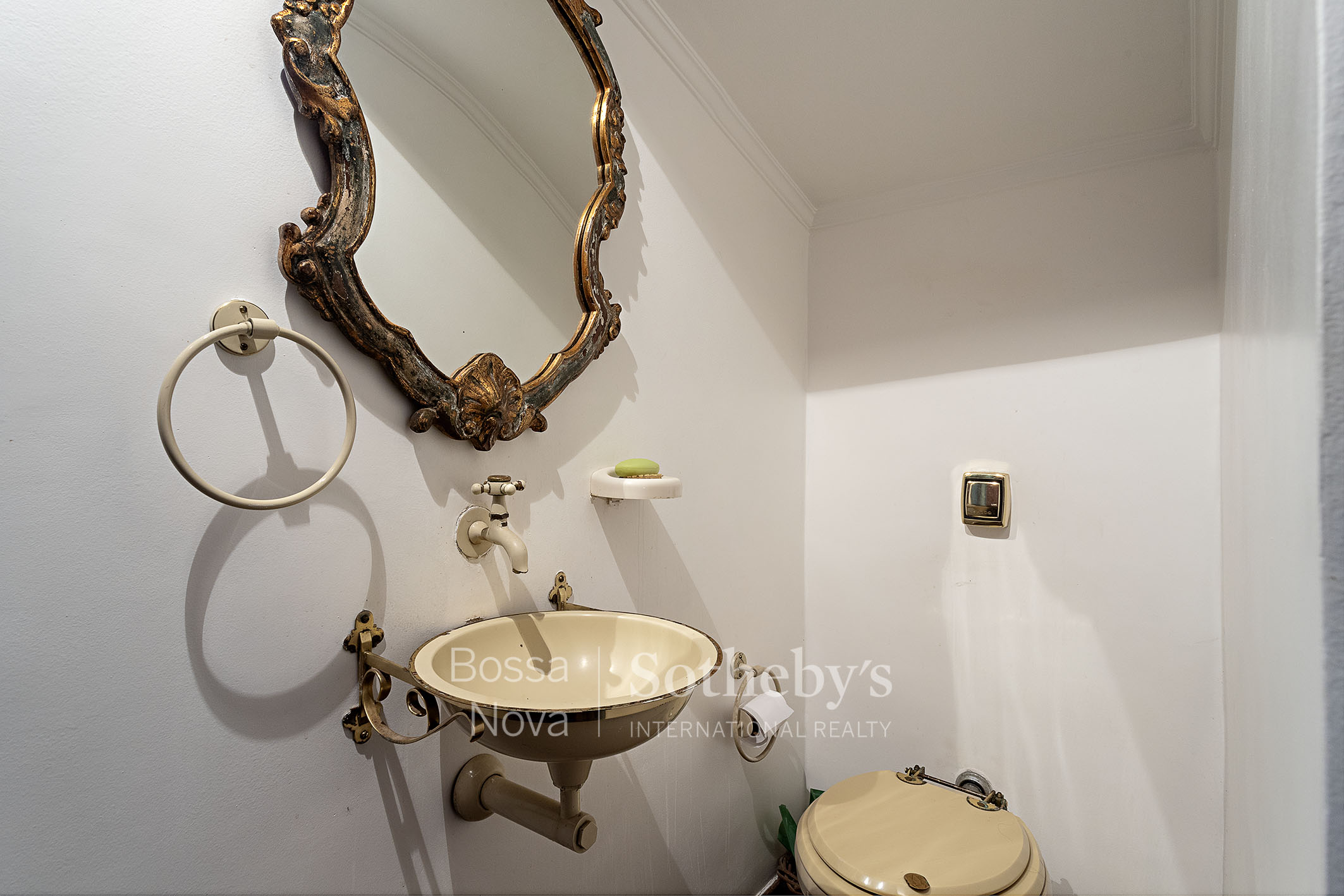 Casa para venda em Jardim Luzitânia